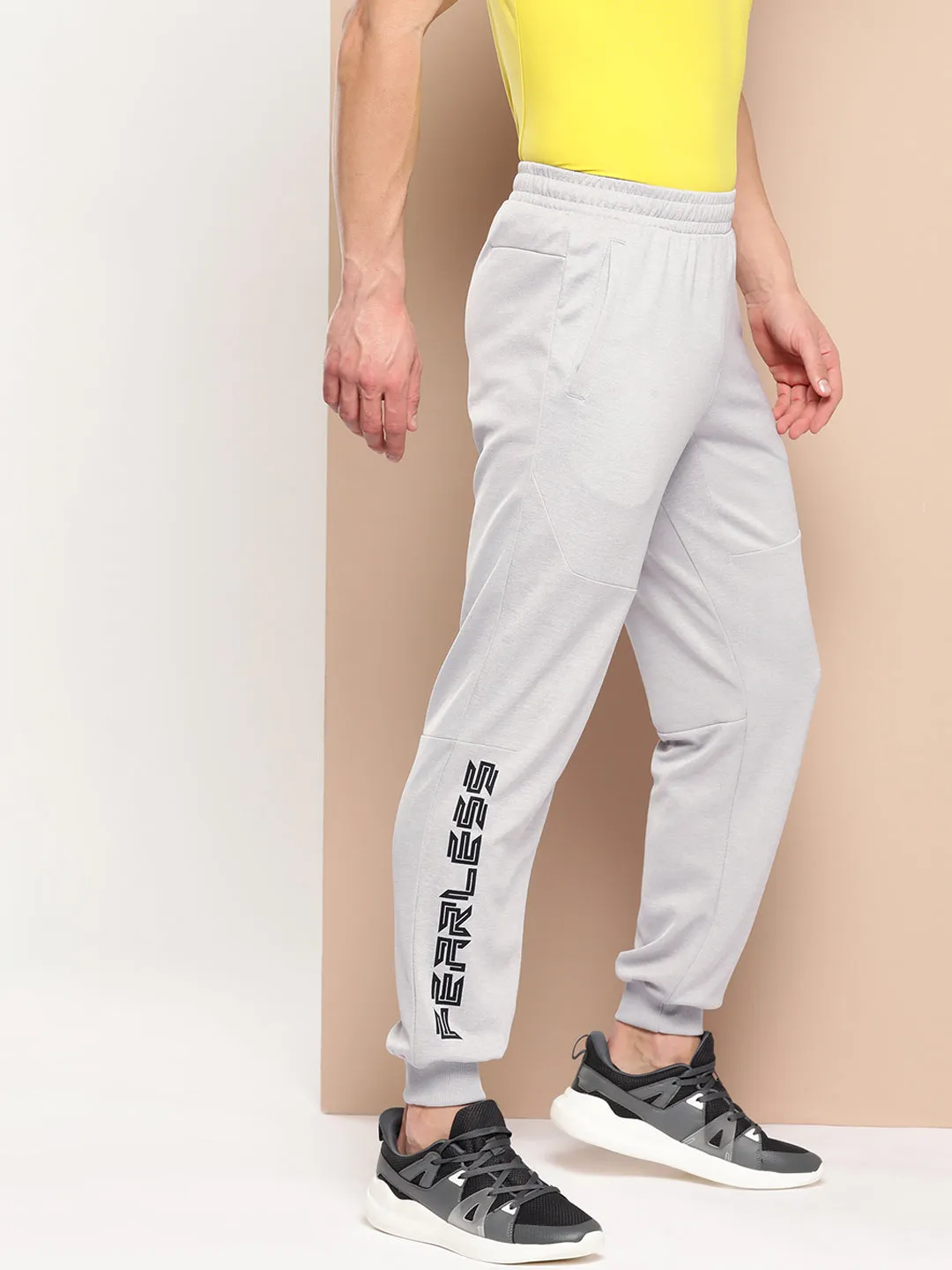 Alcis Men Typography Printed Slim Fit Joggers All weather