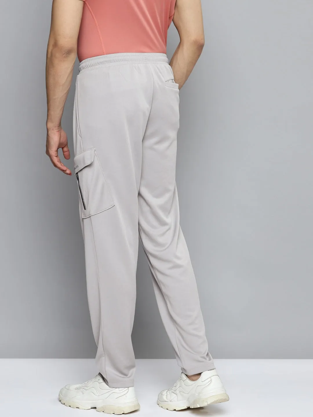 Alcis Men Grey Solid Slim Fit Mid-Rise Regular Track Pants Weekend Wear