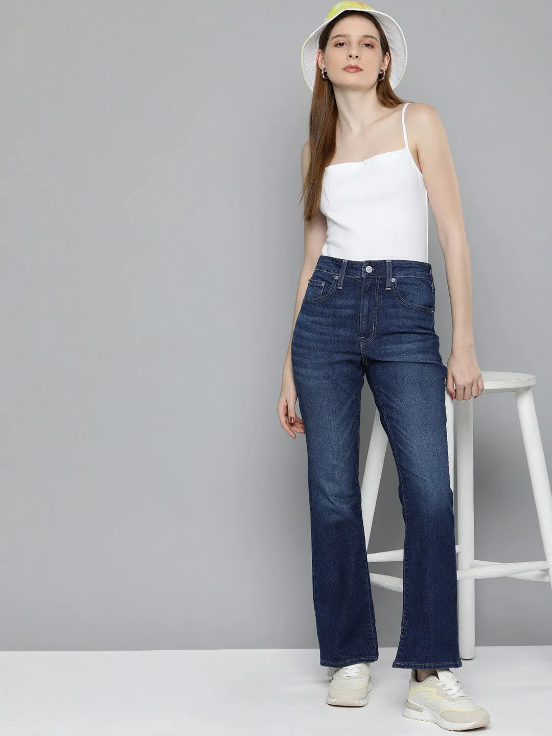 Outfit Vibe Women's 725 Blue Flared Fit High Rise Jeans