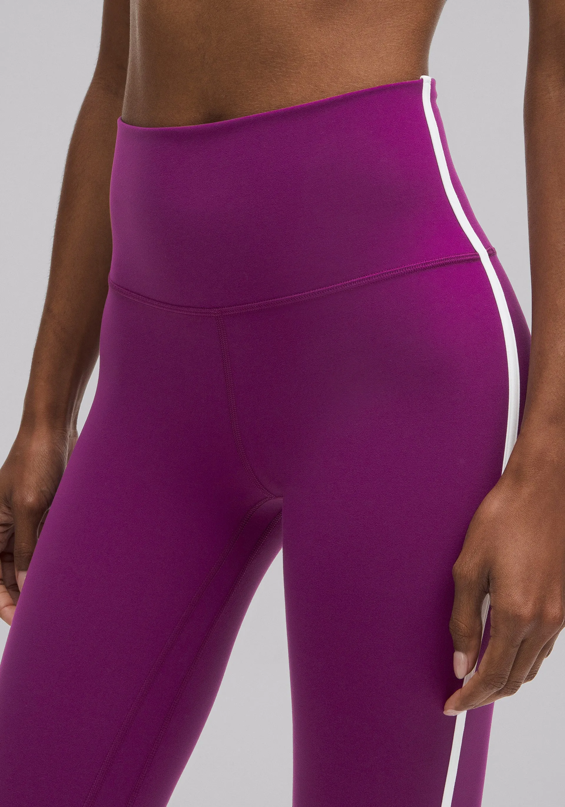 lululemon Align? High-Rise Side-Stripe Tight 25" Anti Static Material Feel Good