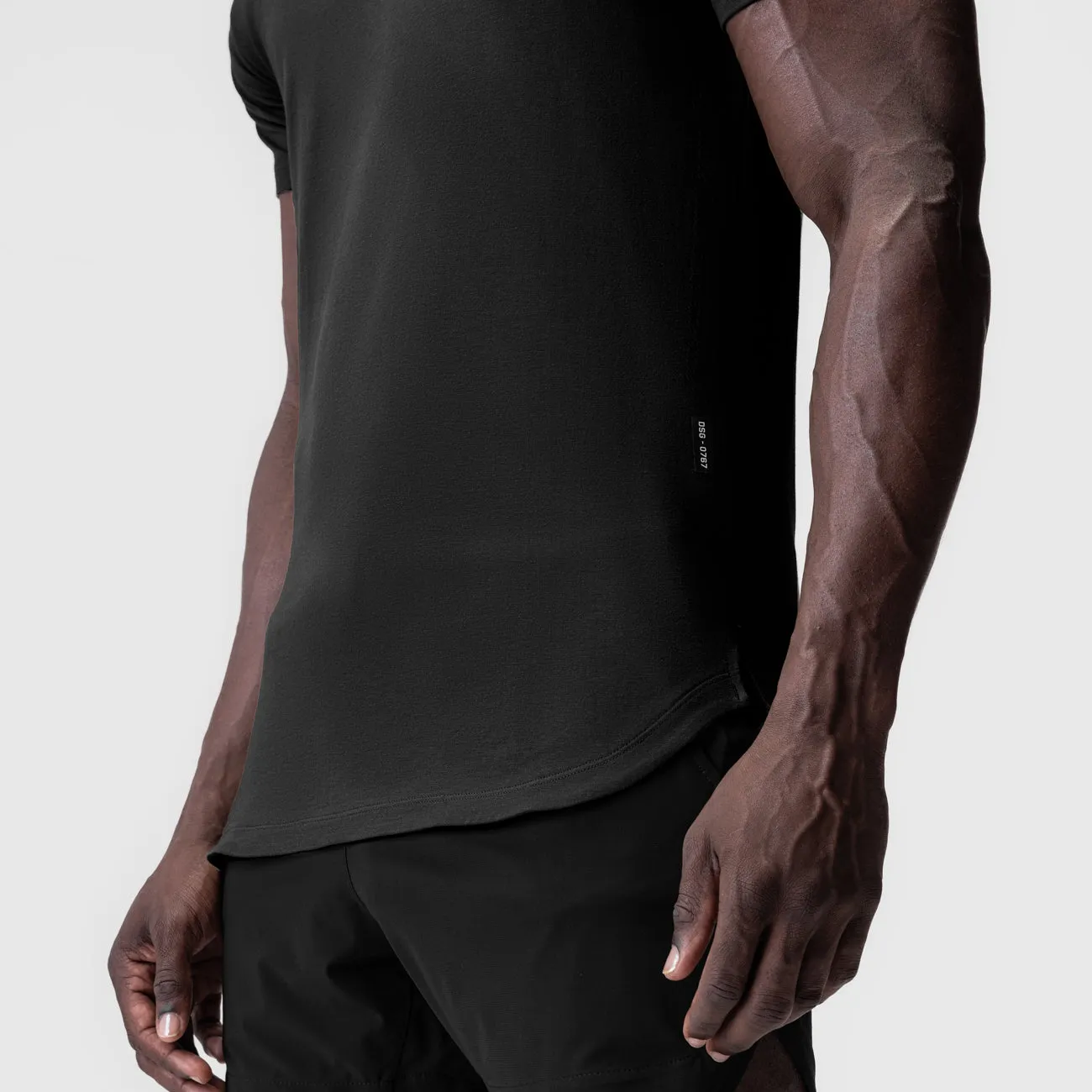 0767. Supima? Established Tee - Black Relaxed Comfort