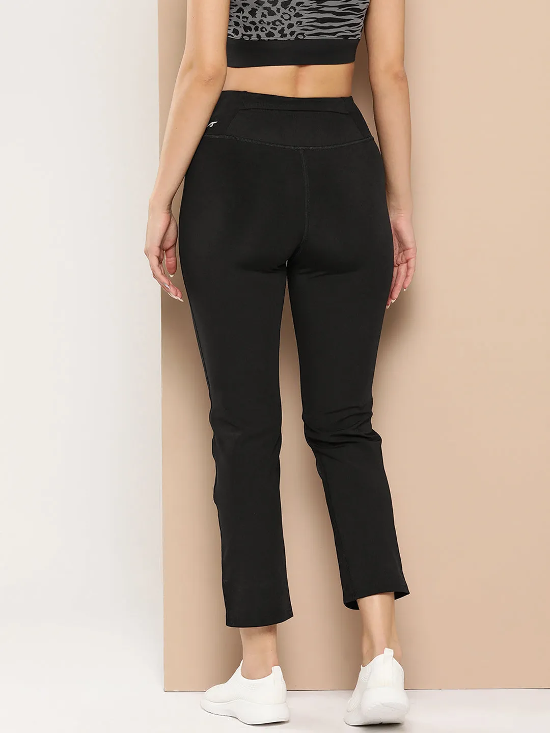 Alcis Women High Rise Active Pant Neutral Look
