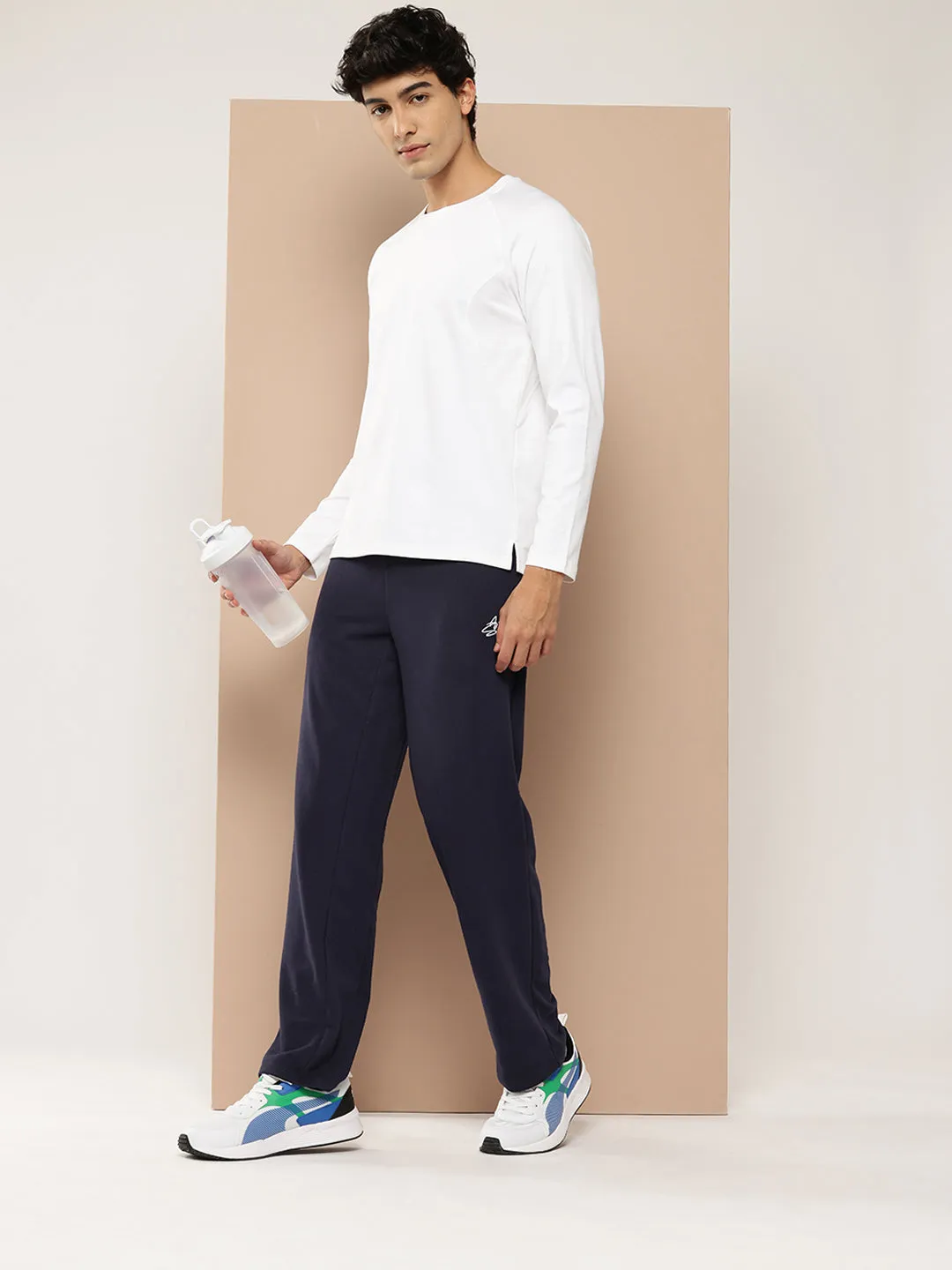 Minimal Edge Signature Pace Track Pant