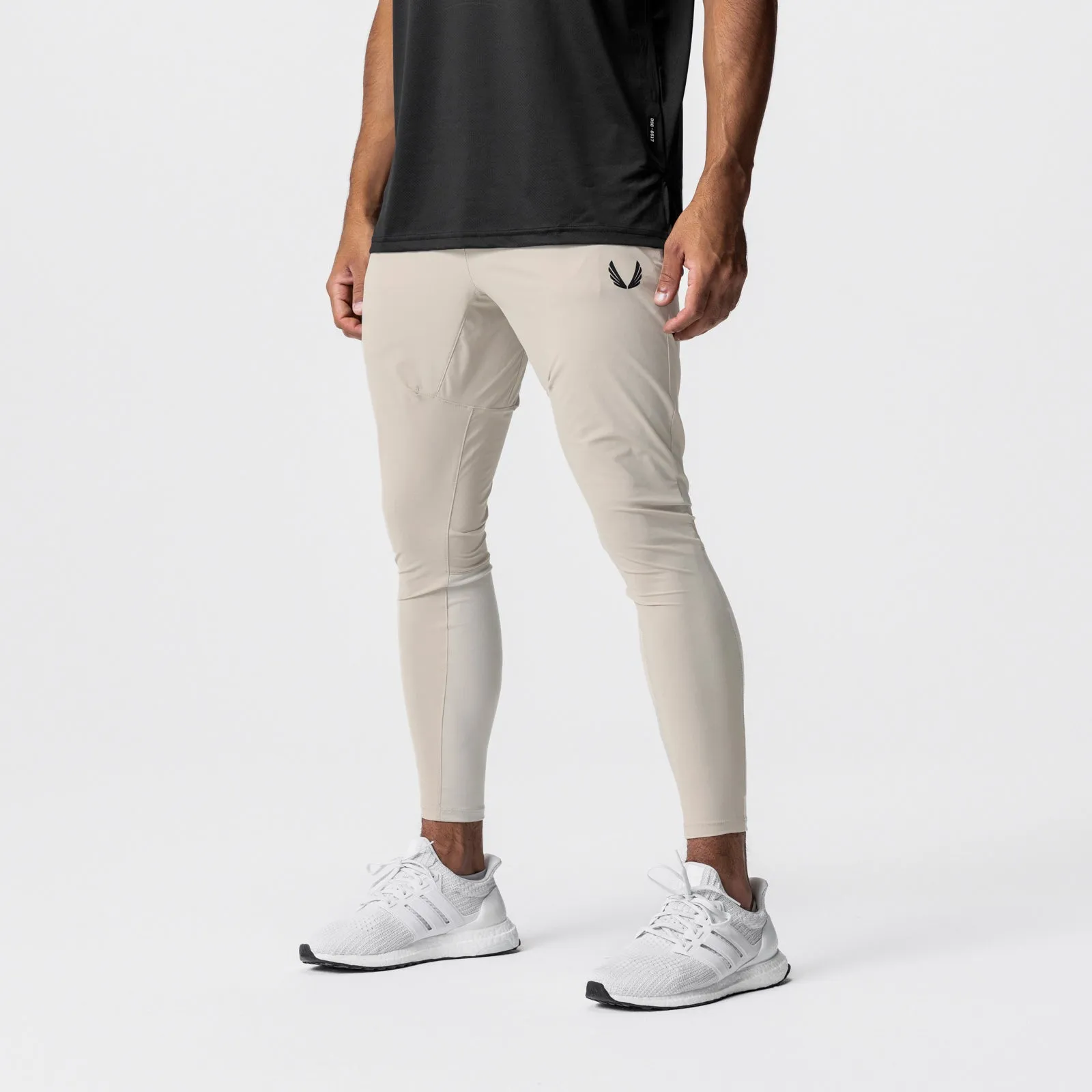 QuickReleaseBuckle Stable Shape 0699. Tetra-Lite? Hybrid Jogger - Sand Smoke