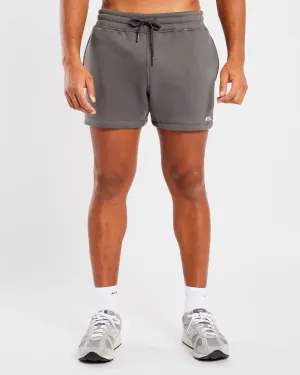 Essential 5" Shorts - Charcoal Weekend Wear