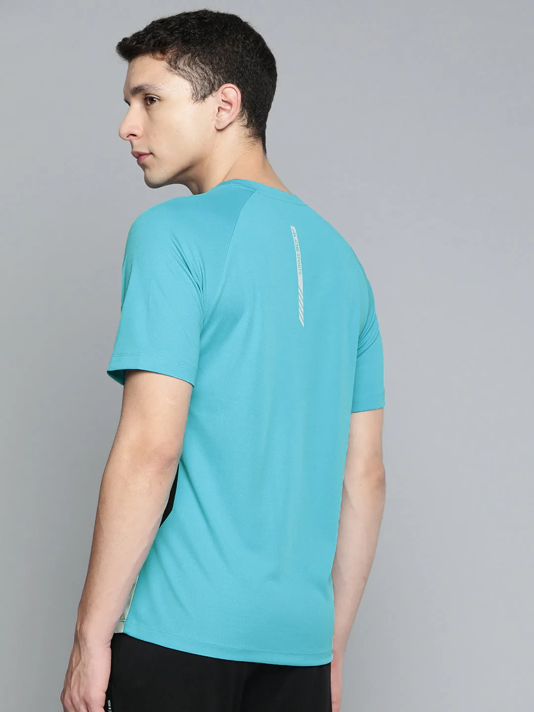 Alcis Men Striped Dry Tech Slim Fit T-shirt CompressionFreeCuffs Calm Wave