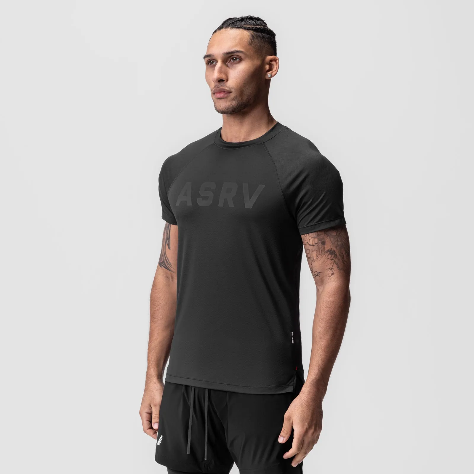 Lightweight Construction 0918. AeroSilver? Fitted Tee - Black "ASRV"