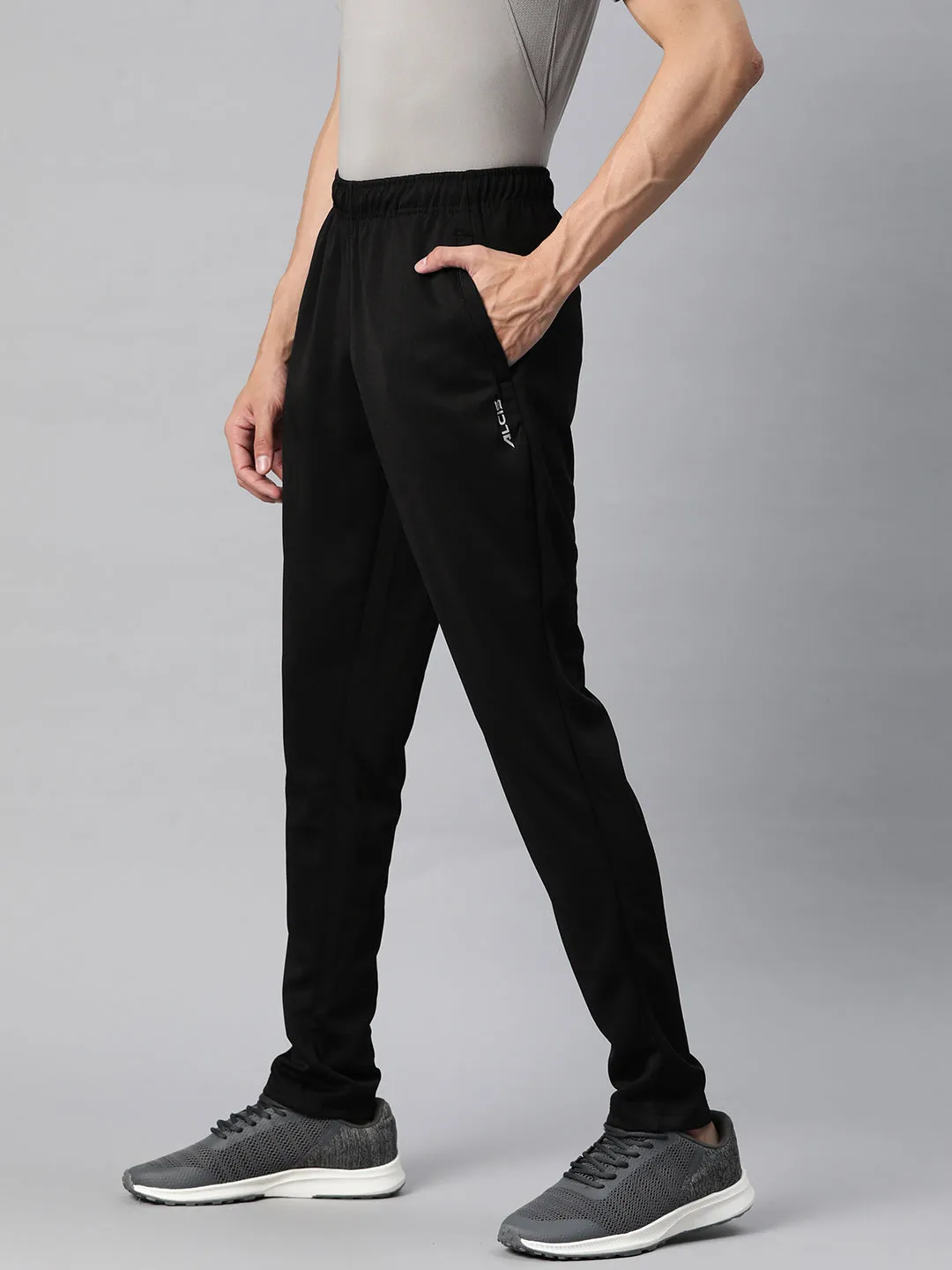 Tear Resistant Quick Adjust Fit Alcis Men Typography Printed Slim Fit Track Pant