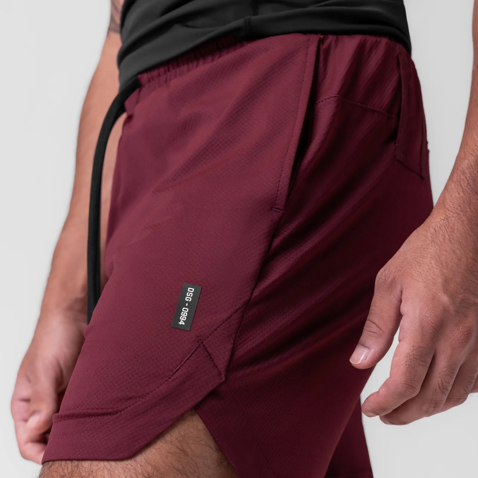 0994. AeroSilver? 7" Linerless Short - Crimson Temperature Regulating Tech