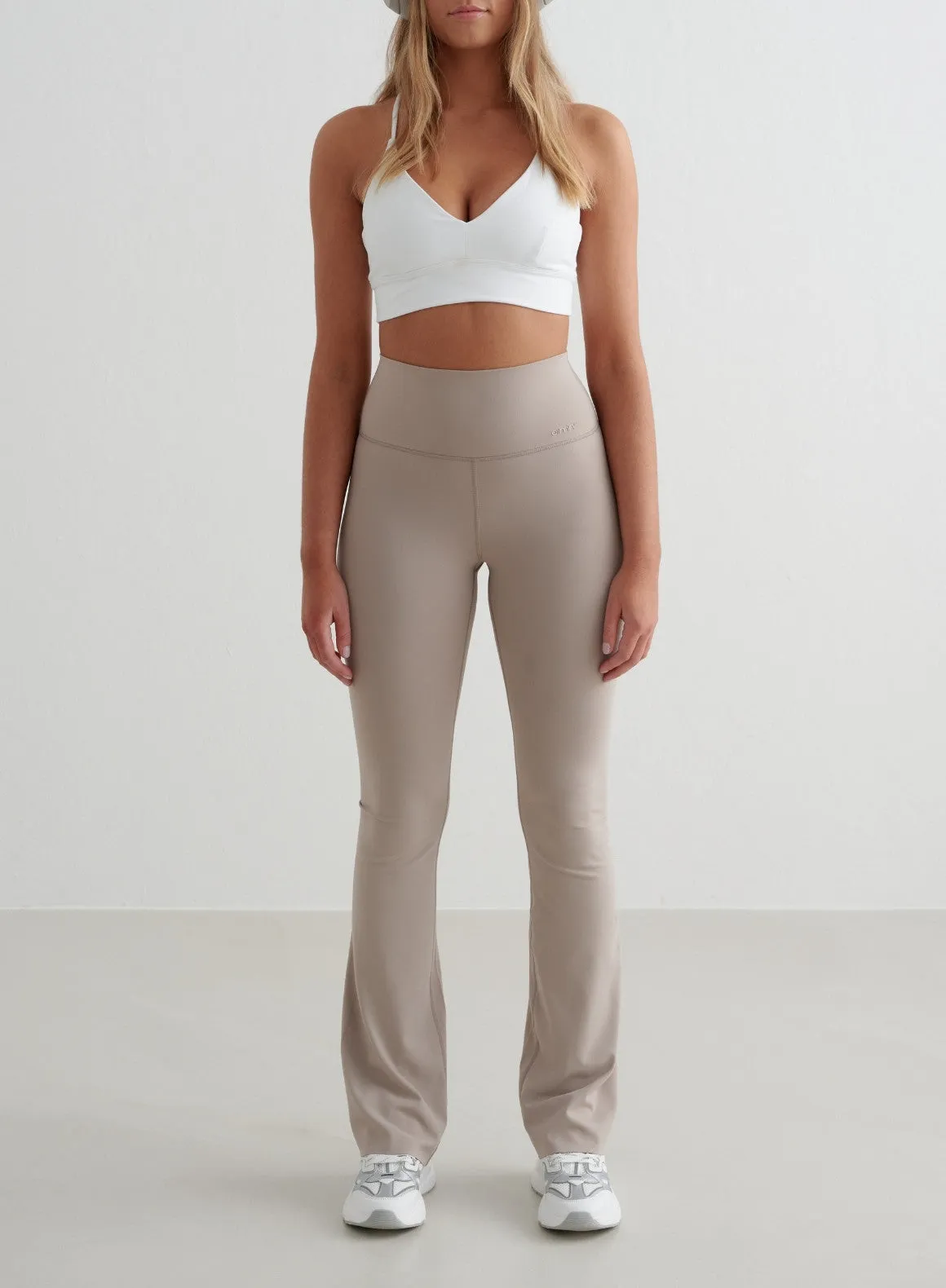 Dark Clay Sense Flare Tights Tall Fit Airport Travel