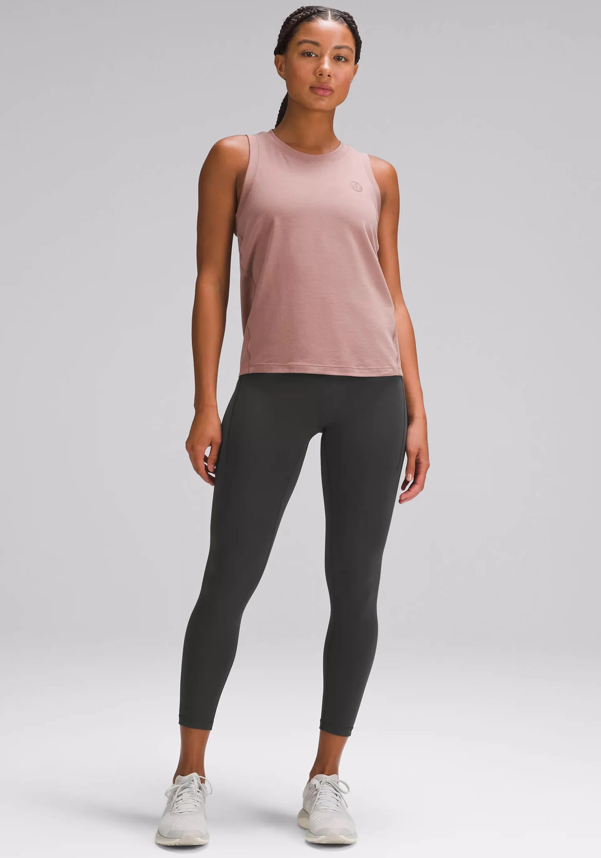 Wunder Train High-Rise Tight with Pockets 25" Neutral Fit Machine wash