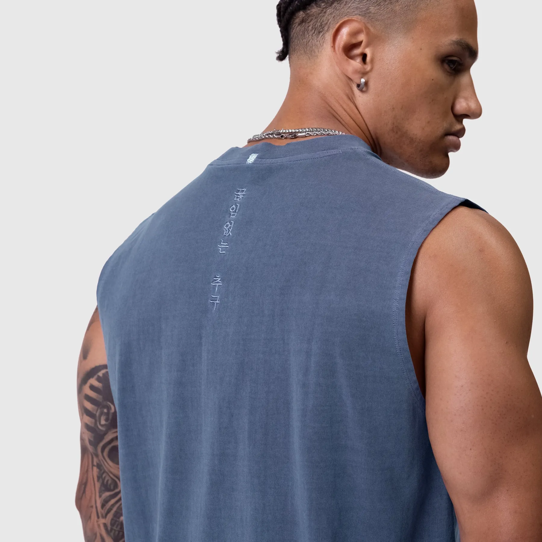 Non Restrictive Fit 0807. Tech Essential? Relaxed Cutoff - Faded Navy