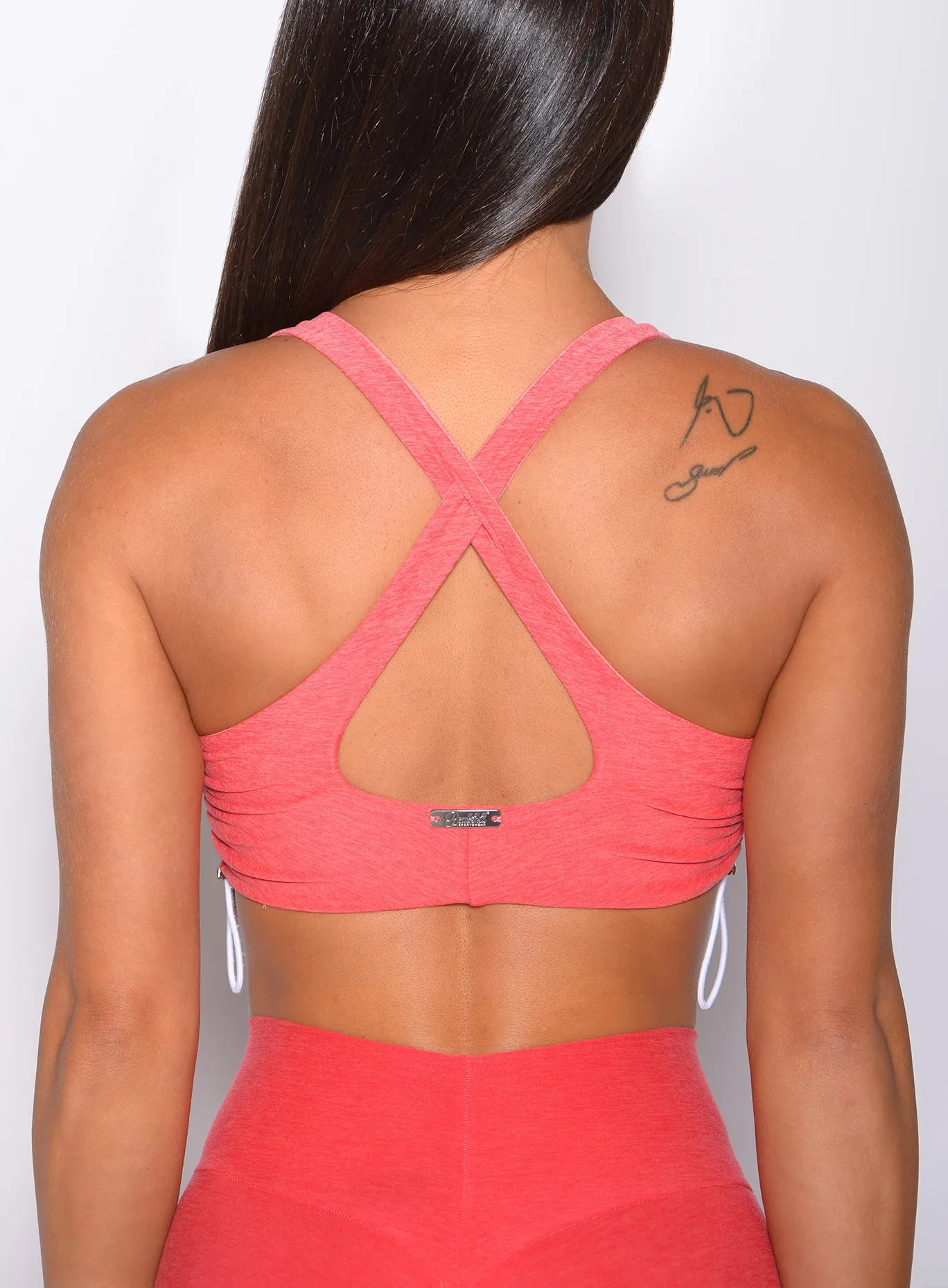 Toggle Sports Bra Smooth Fabric Personalized seams
