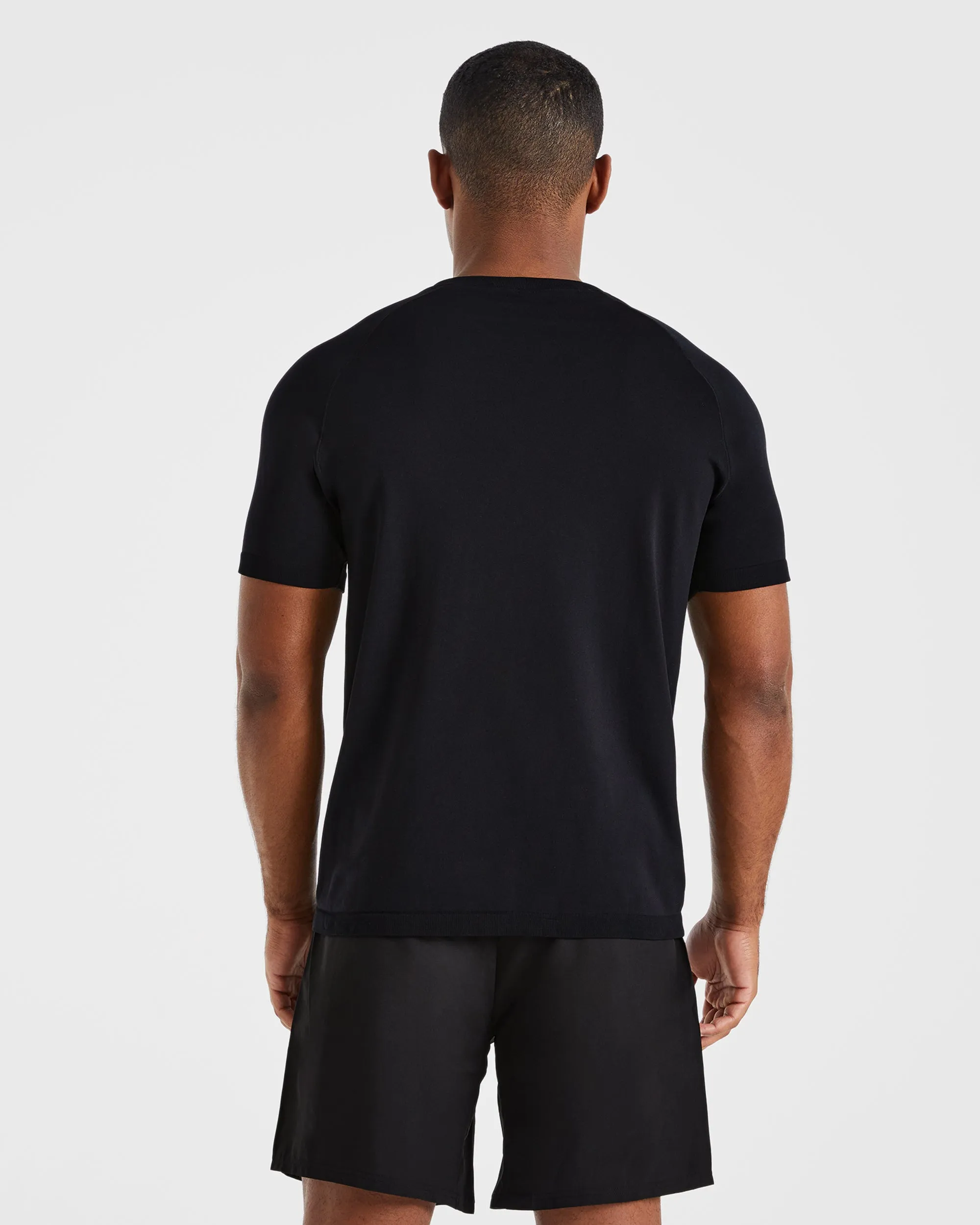Essential Top Ascend Seamless T Shirt - Black
