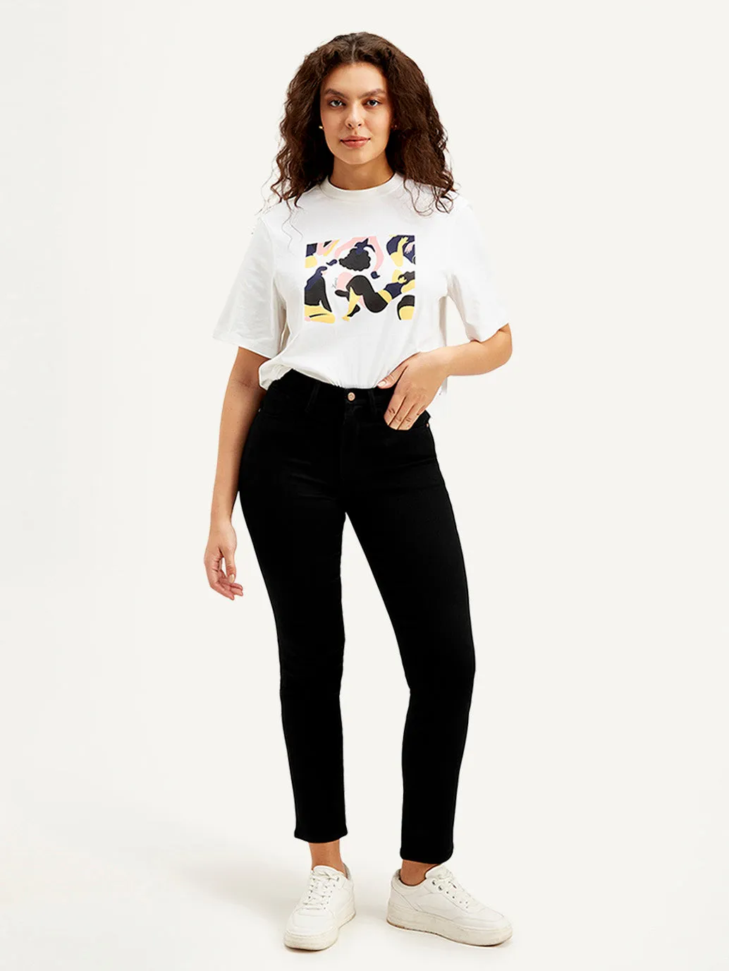 Elegant Travel Outfit Minimalist Style Women's Redloop 724 Black Straight Fit High Rise Jeans