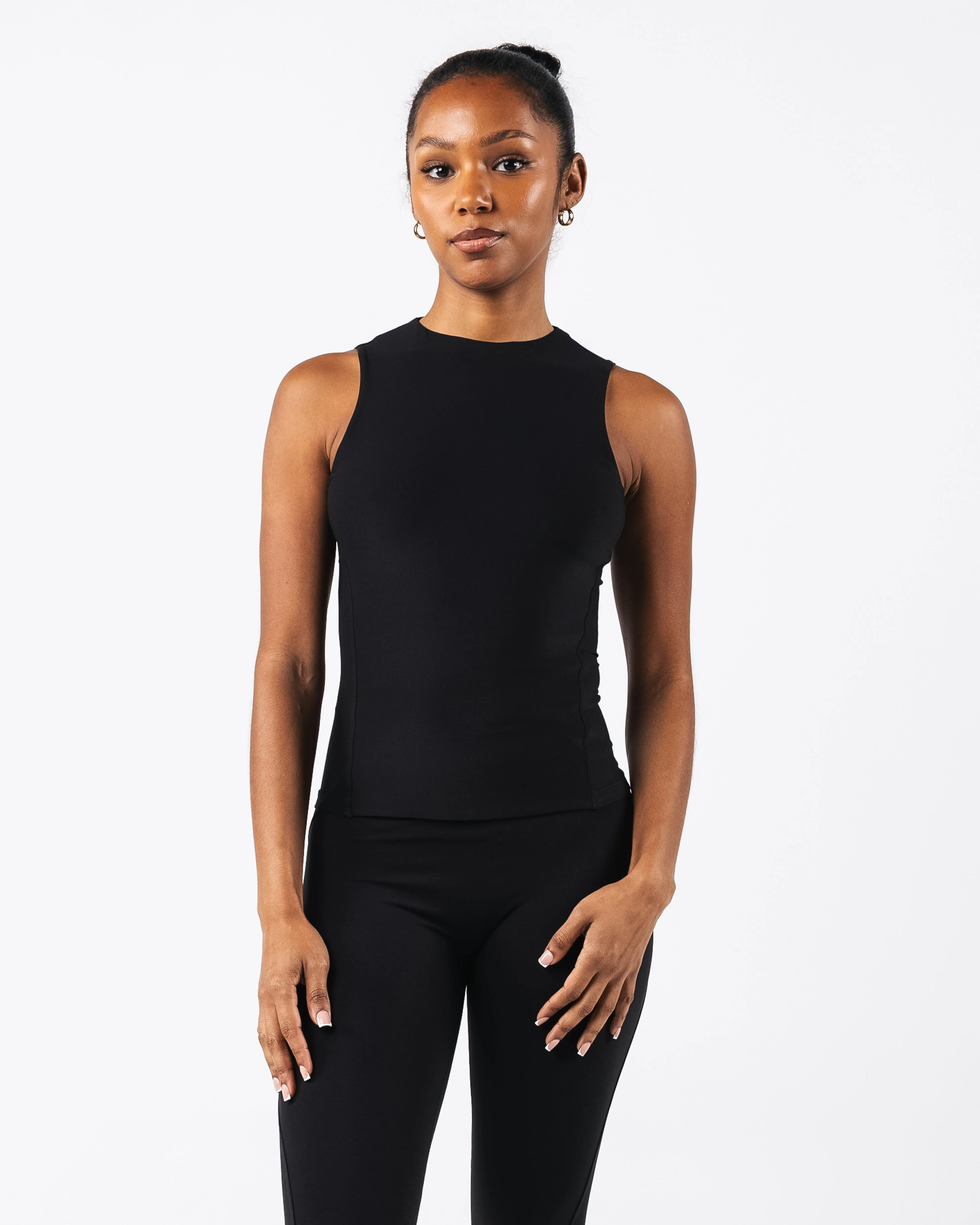 Eco Friendly Production conductive Basics Tank - Black