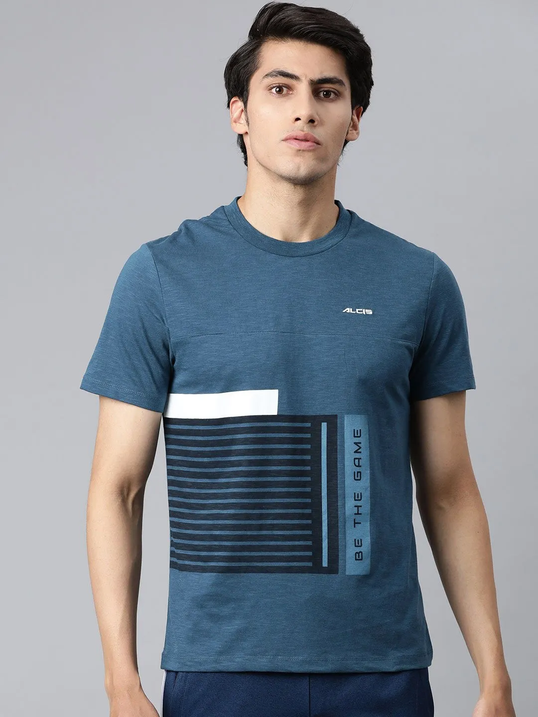 Vital Core Alcis Men Blue Typography Printed Slim Fit T-shirt