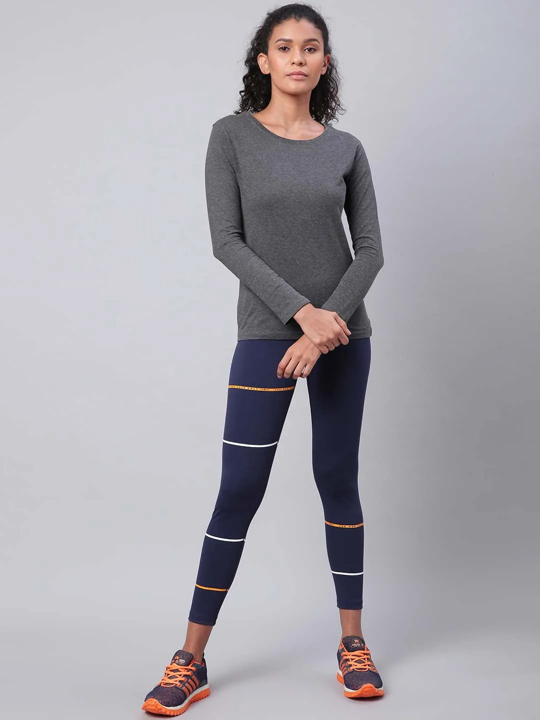 Cool Look Seamless Design Alcis Women Navy Blue Striped Secure Fit Cropped Training Tights