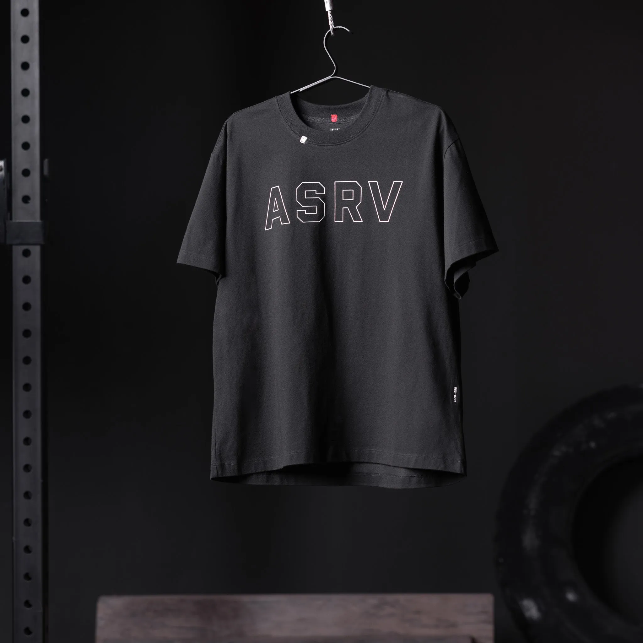 No Shrink Fabric 0797. Tech Essential? Relaxed Tee - Black "Outline"