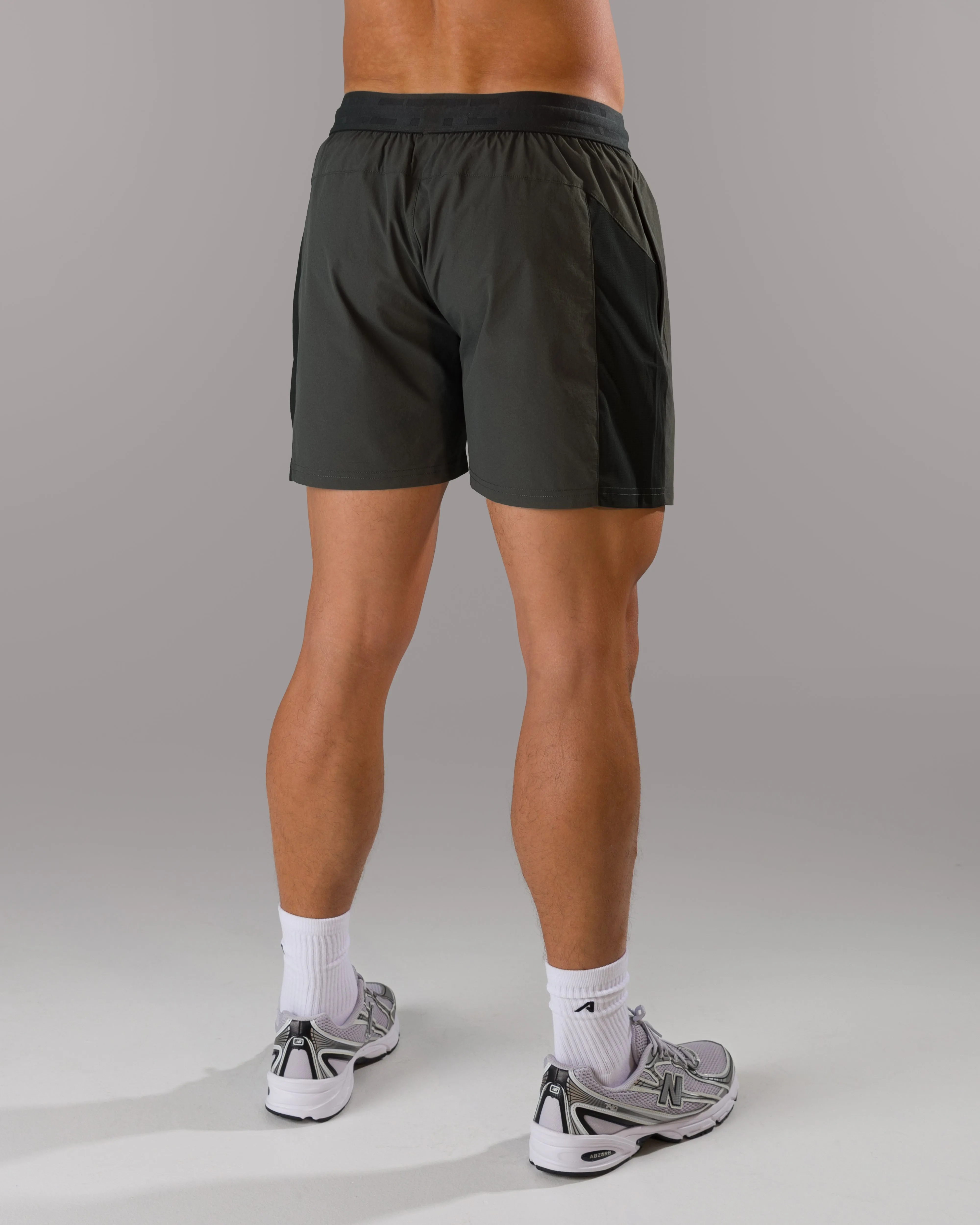 Apex Vault Short - Iron Charcoal Chic Comfort Easy Movement