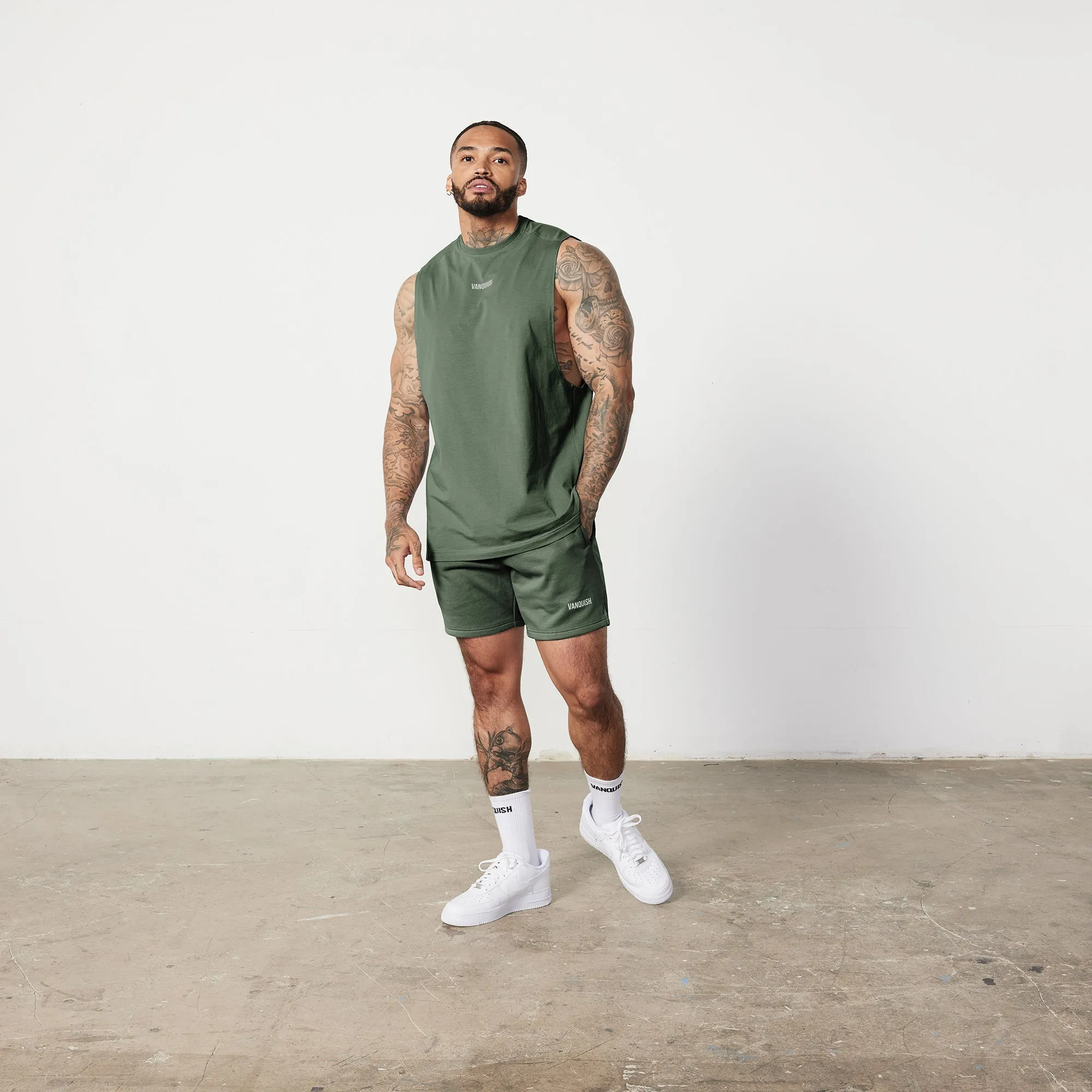 Vanquish Essential Forest Green Regular Fit Shorts Durable Quality