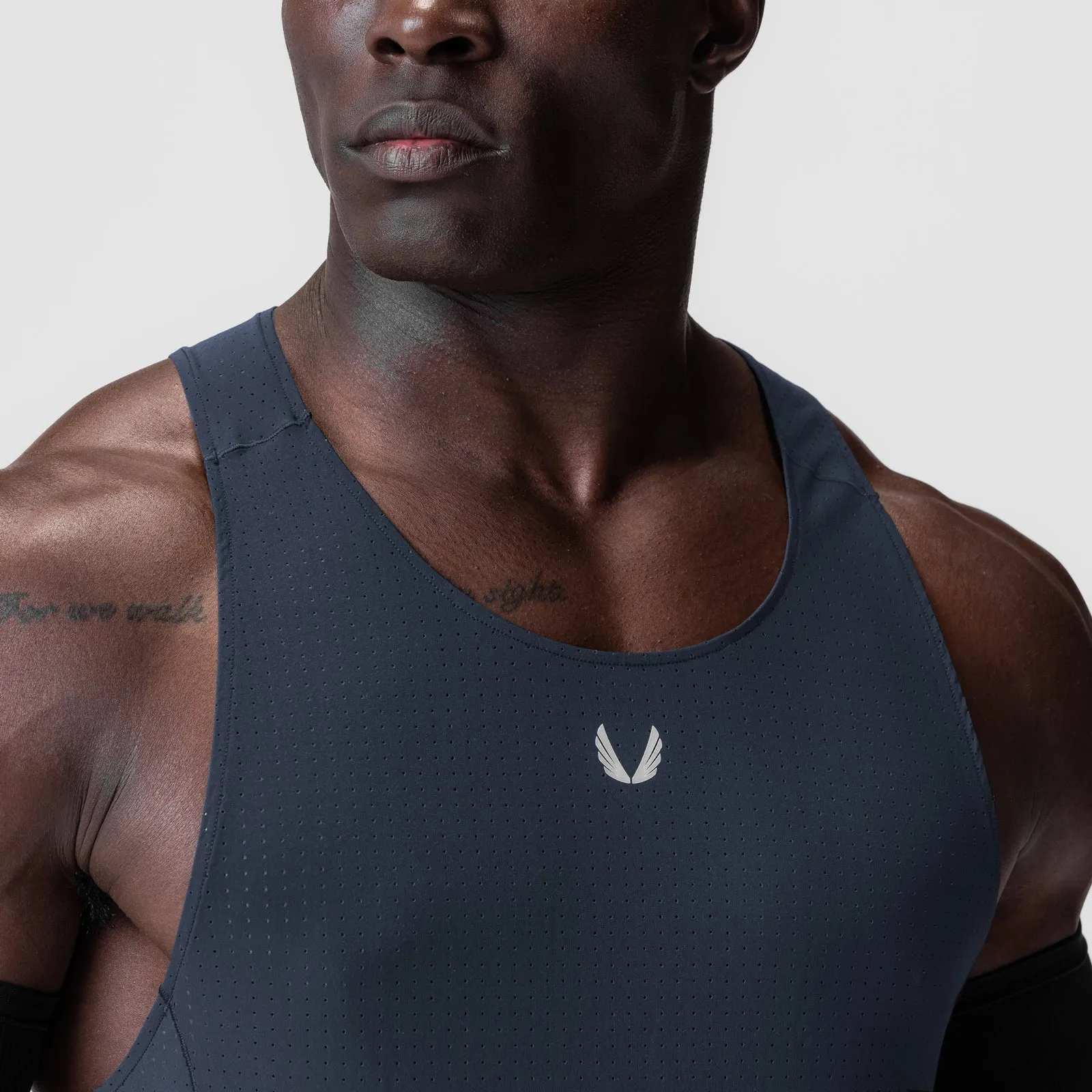 Good ventilation 0949. Laser-Vent? Singlet Tank - Navy
