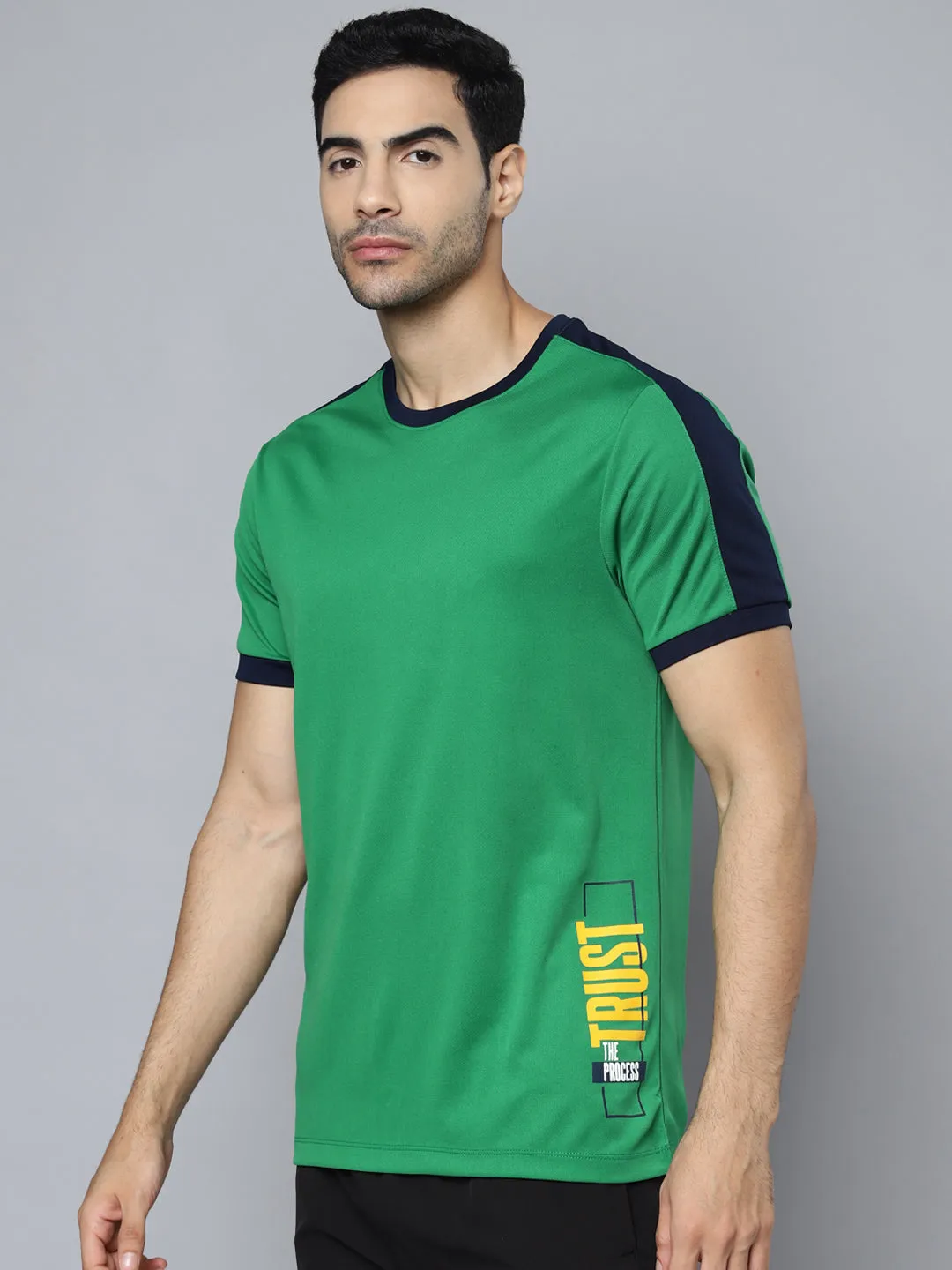 Alcis Men Green Printed Slim Fit T-shirt Mesh Glow Ventilated Back Panels