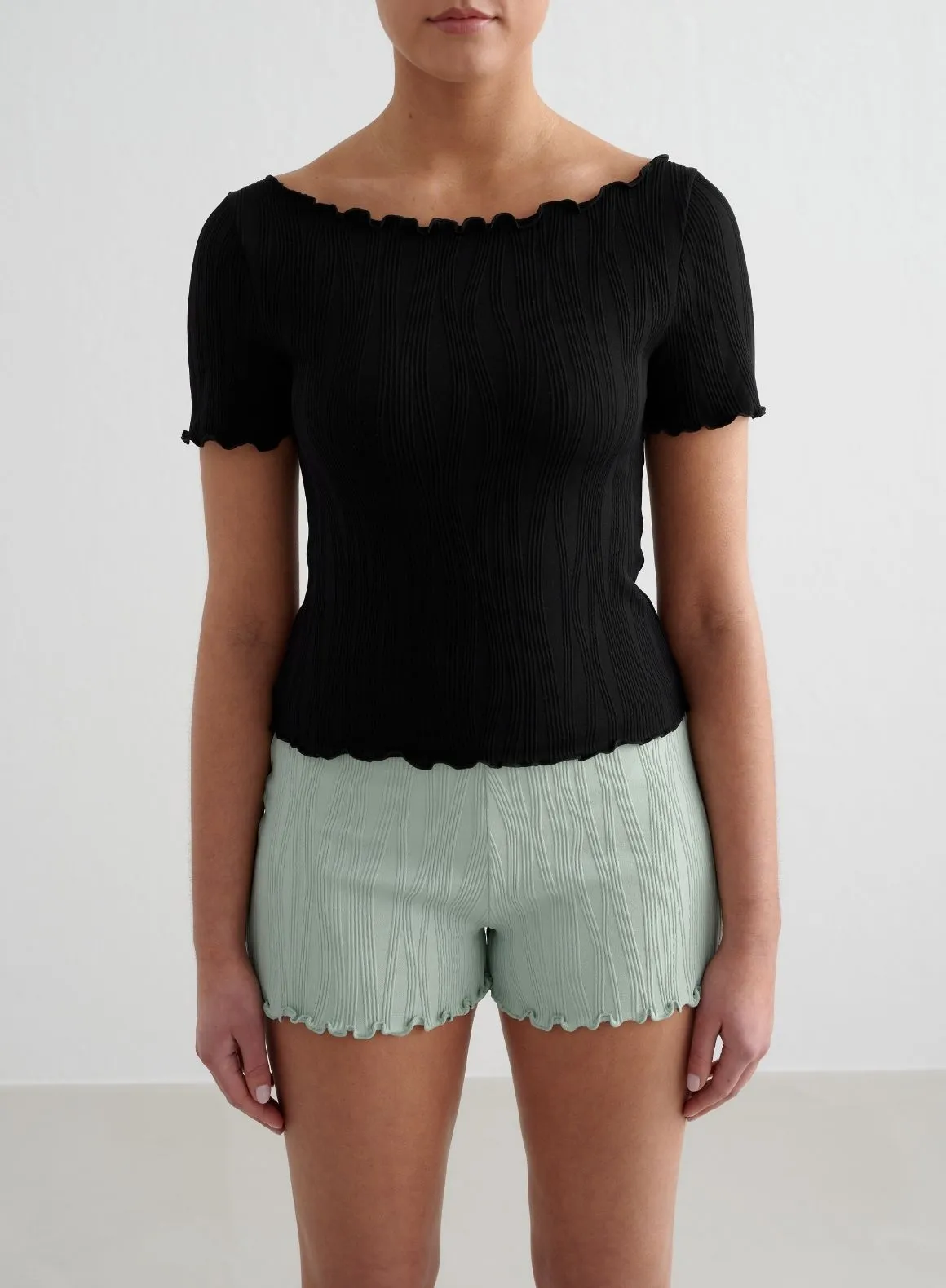 Zip Up Multi Purpose Wear Black Tulip Short Sleeve Top