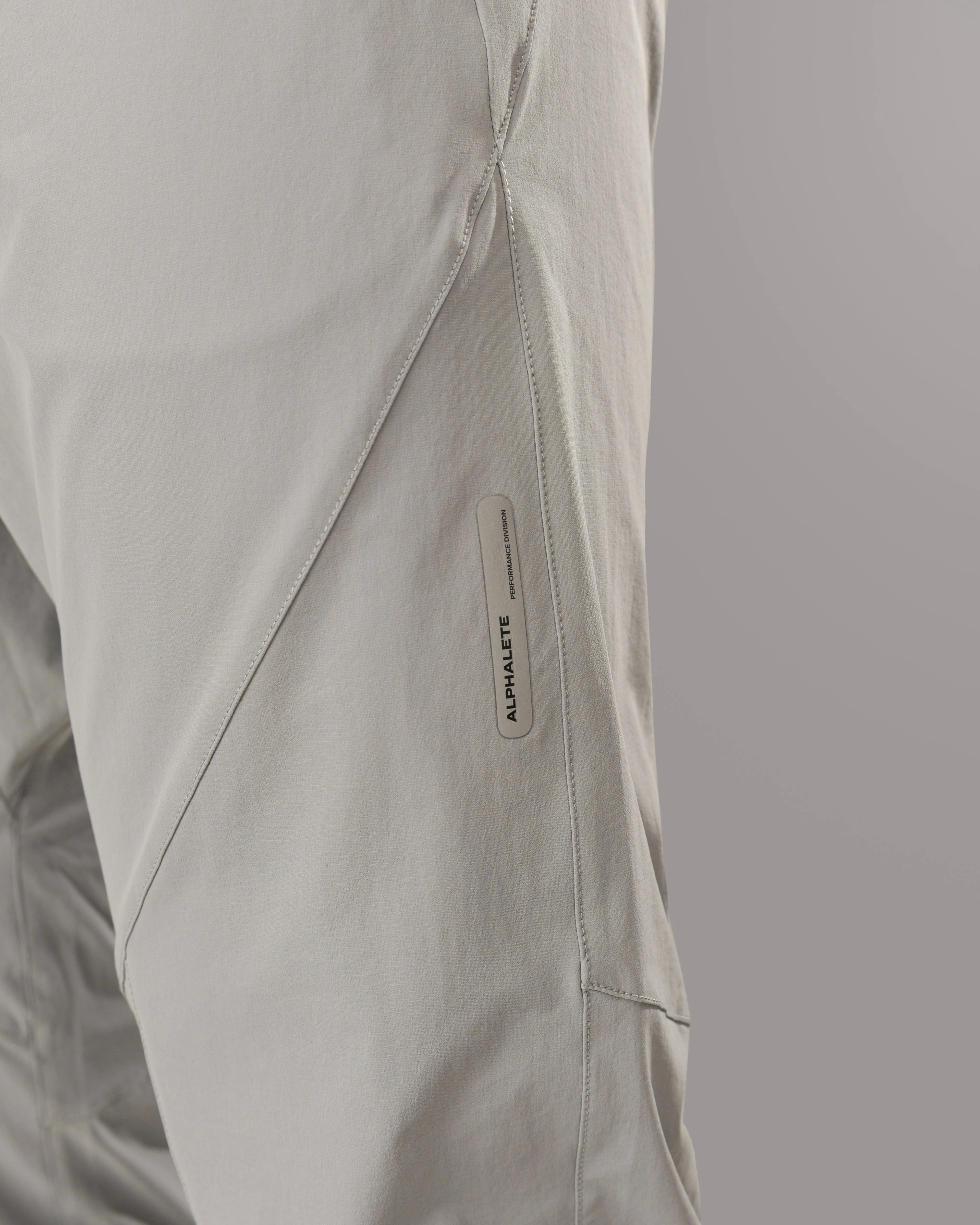 Hidden Pocket System Apex Jogger - Chalkline
