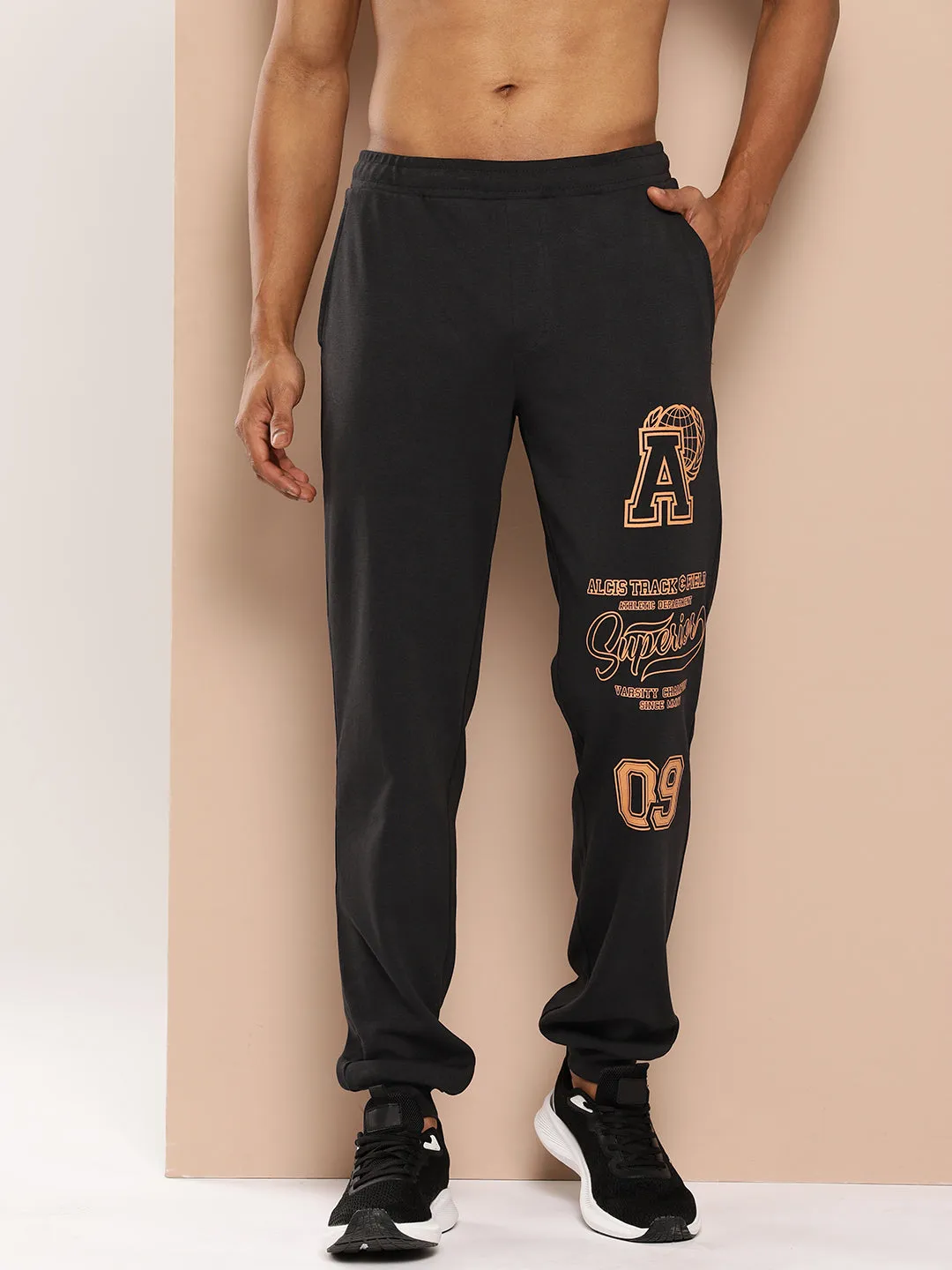 Athletic Track Joggers Layered Protection HeatRegulatingLining