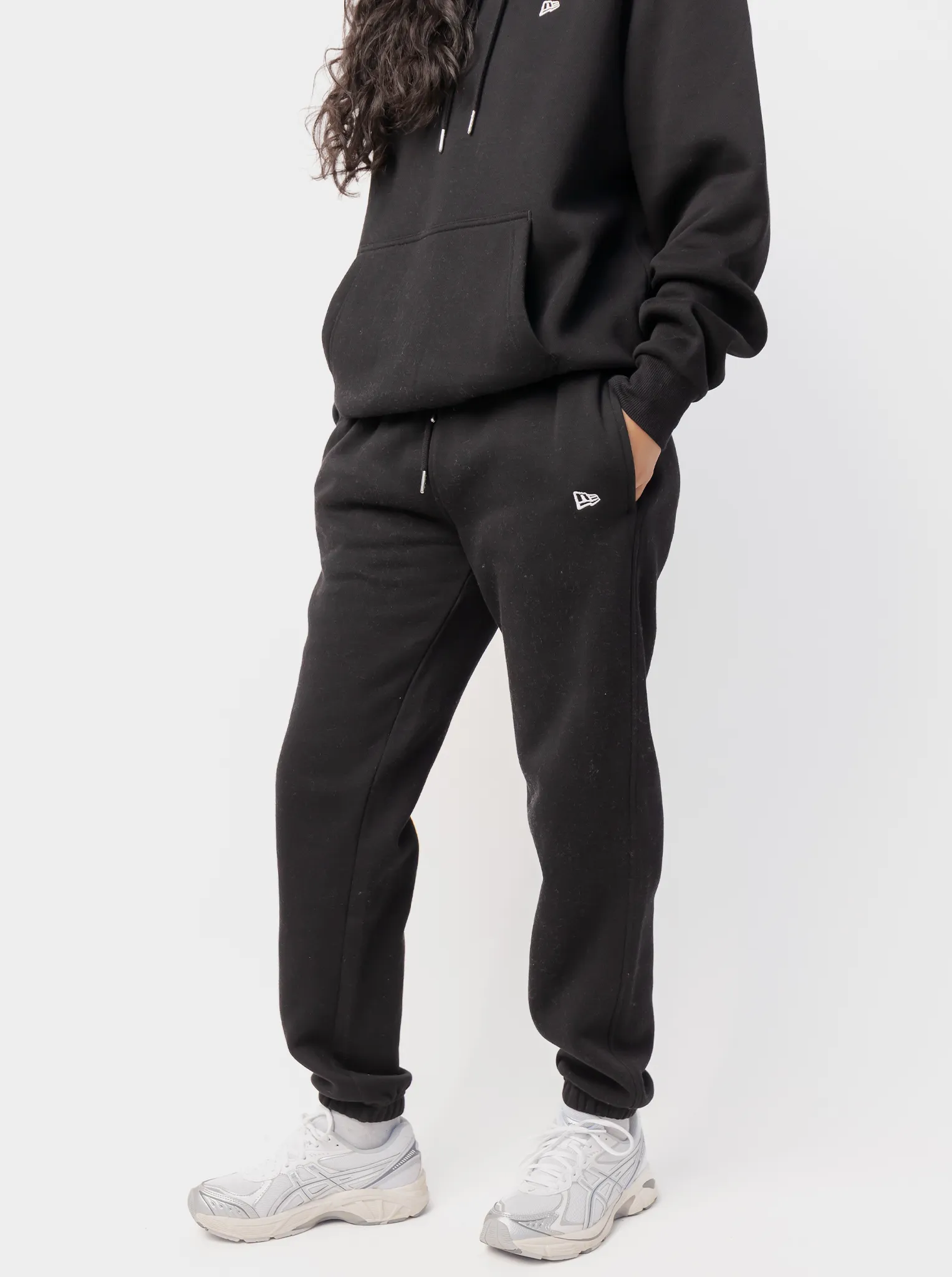 Logo Fleece Track Pant Breathable Material ThermalInsulation