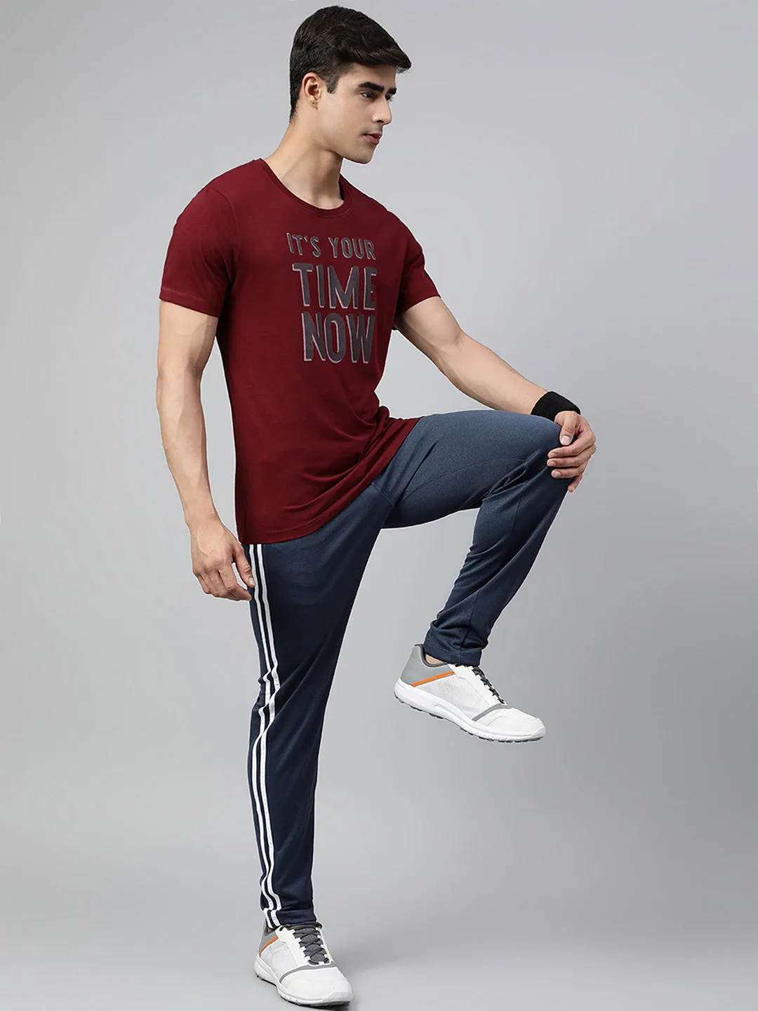 Happy Core Alcis Men's Raisin Soft-Touch Regular-Fit Athleisure T-Shirt