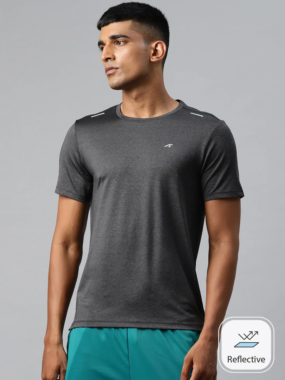 Alcis Men Anti Static Slim Fit Sports T-shirt with Reflective Detail Train Ease FormFitting Cut