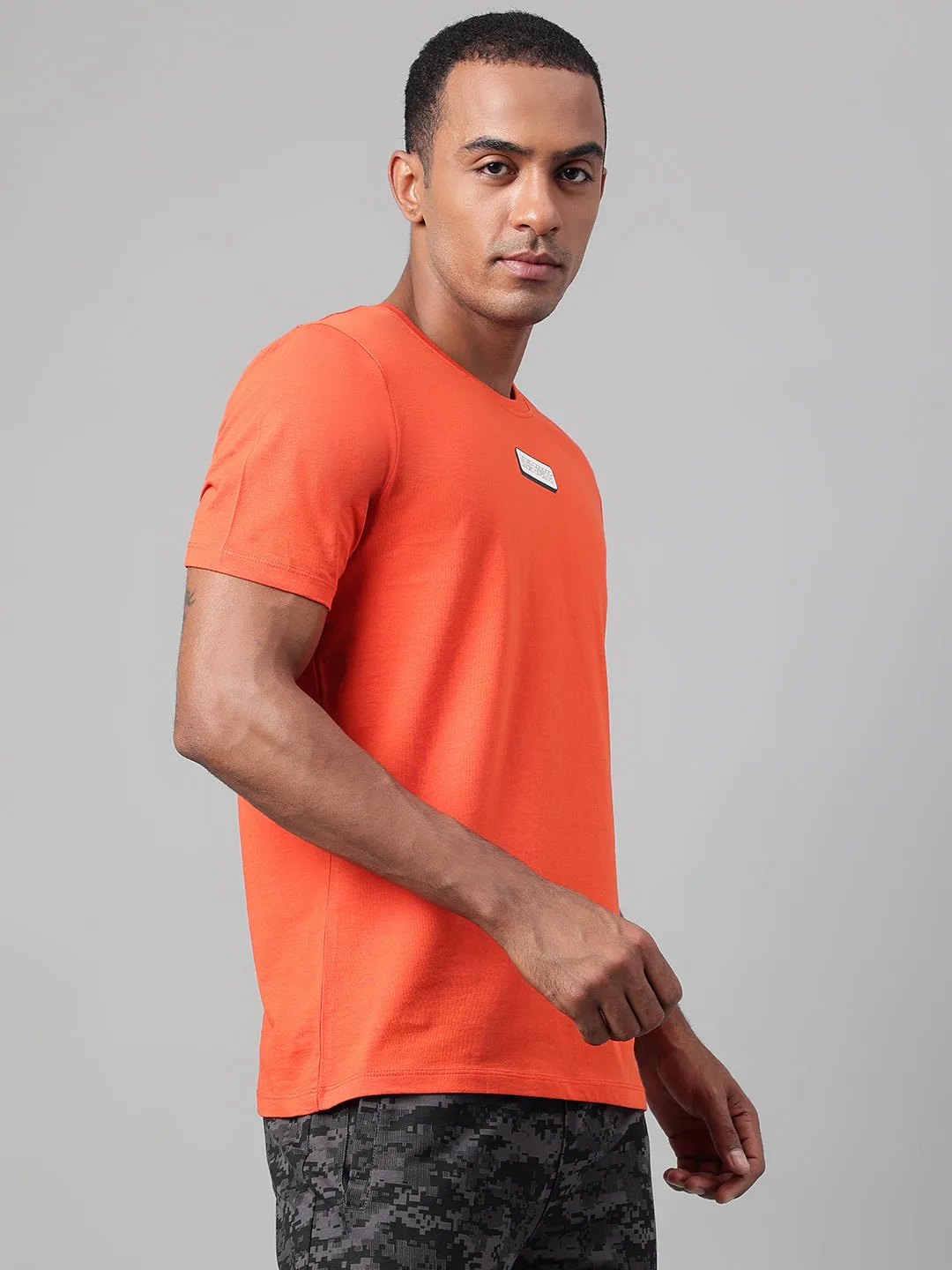 Alcis Men's Printed Orange Soft-Touch Regular-Fit Athleisure T-Shirt AbrasiveReinforcedZones QuickReleaseClosures