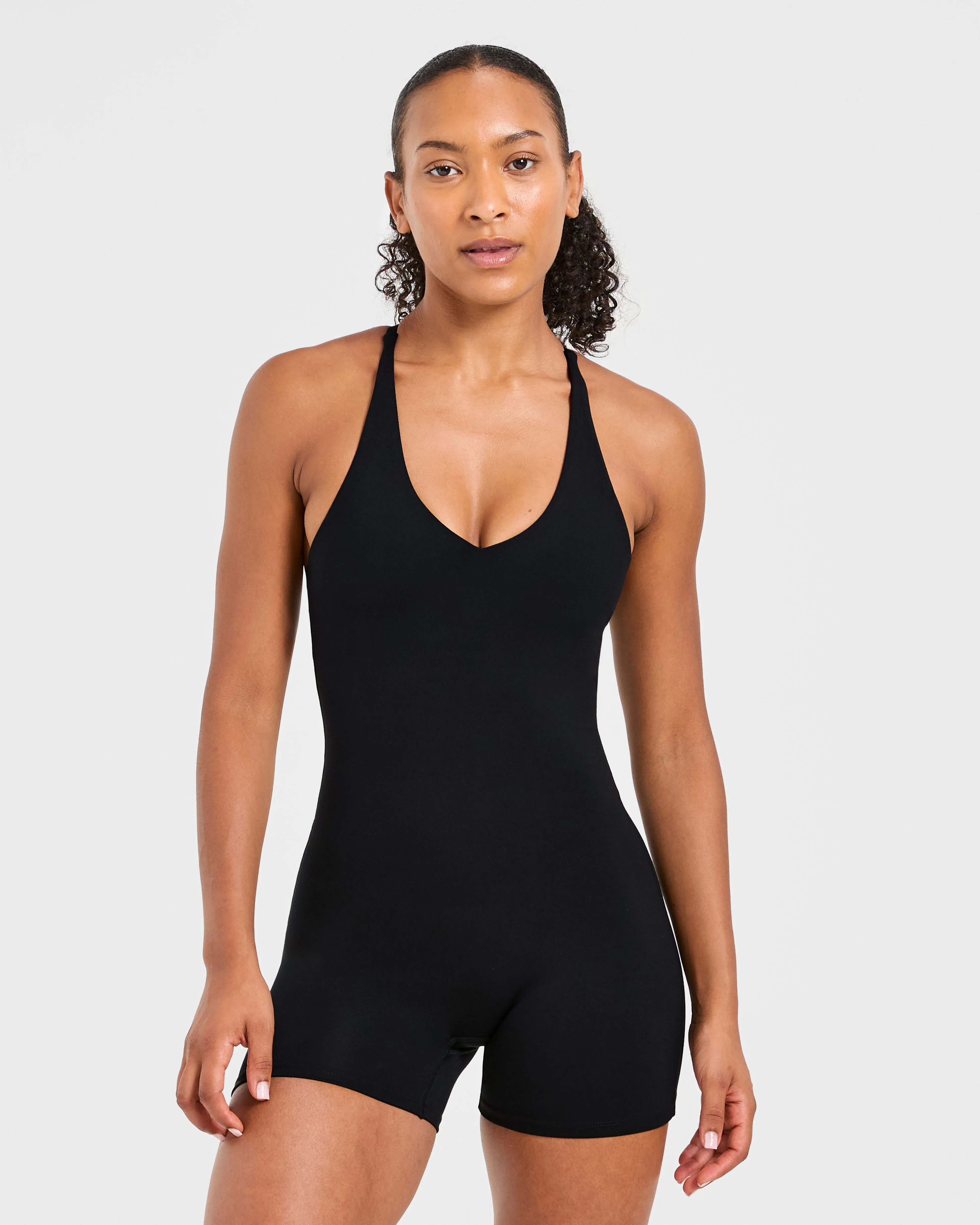 Staple Shorts All In One - Black Trend Vibe Shoot Mood