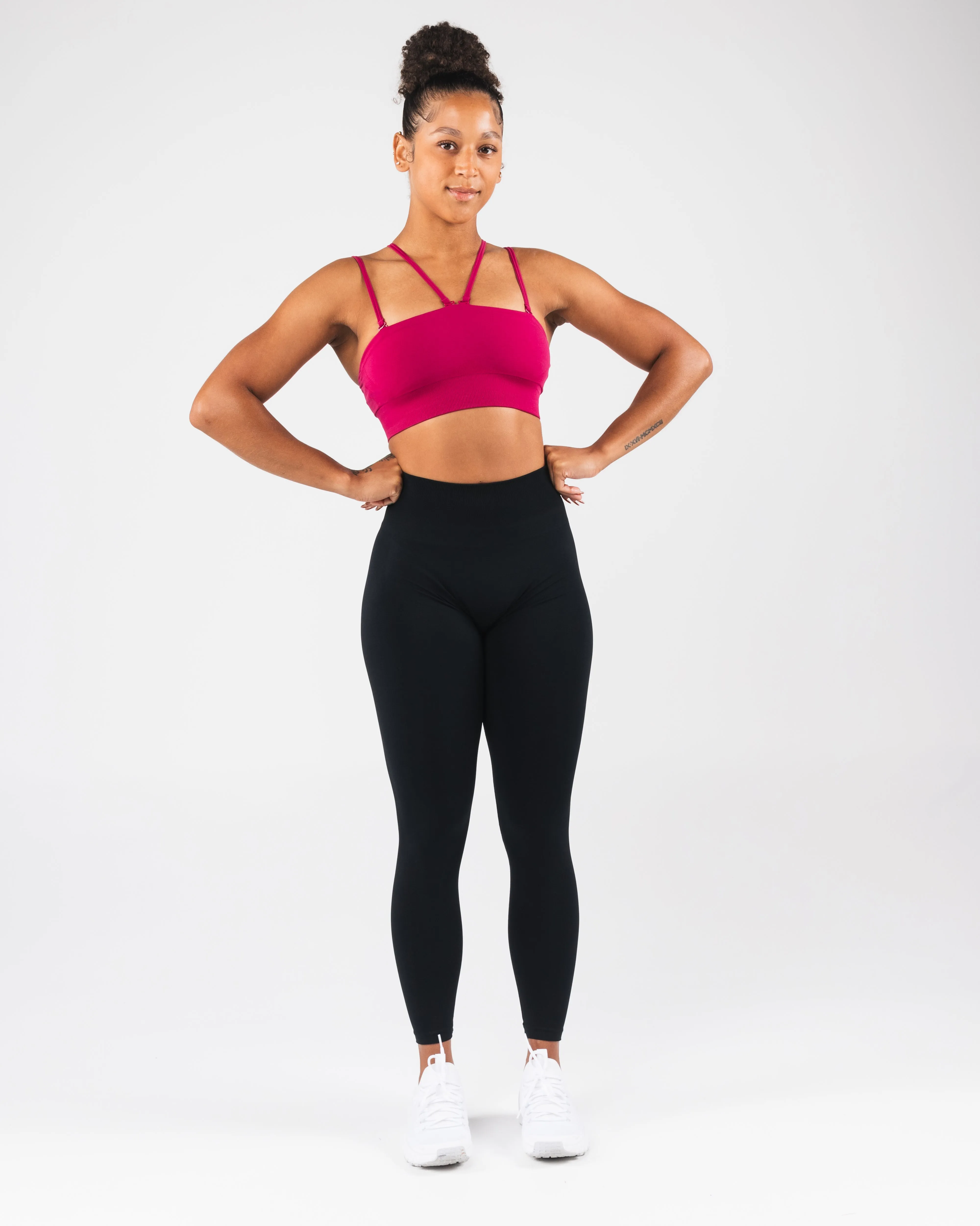 Amplify Legging - Black Matter Flexible Stretch Material Non Irritating Seams