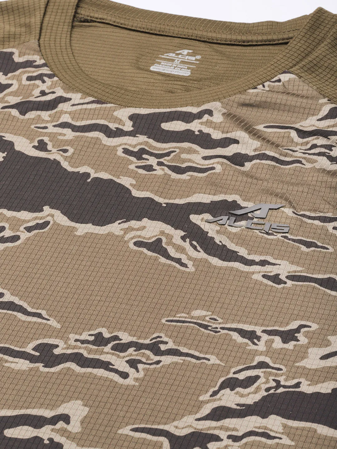 Alcis Men Olive Camouflage Print T-shirt QuickDrying Material