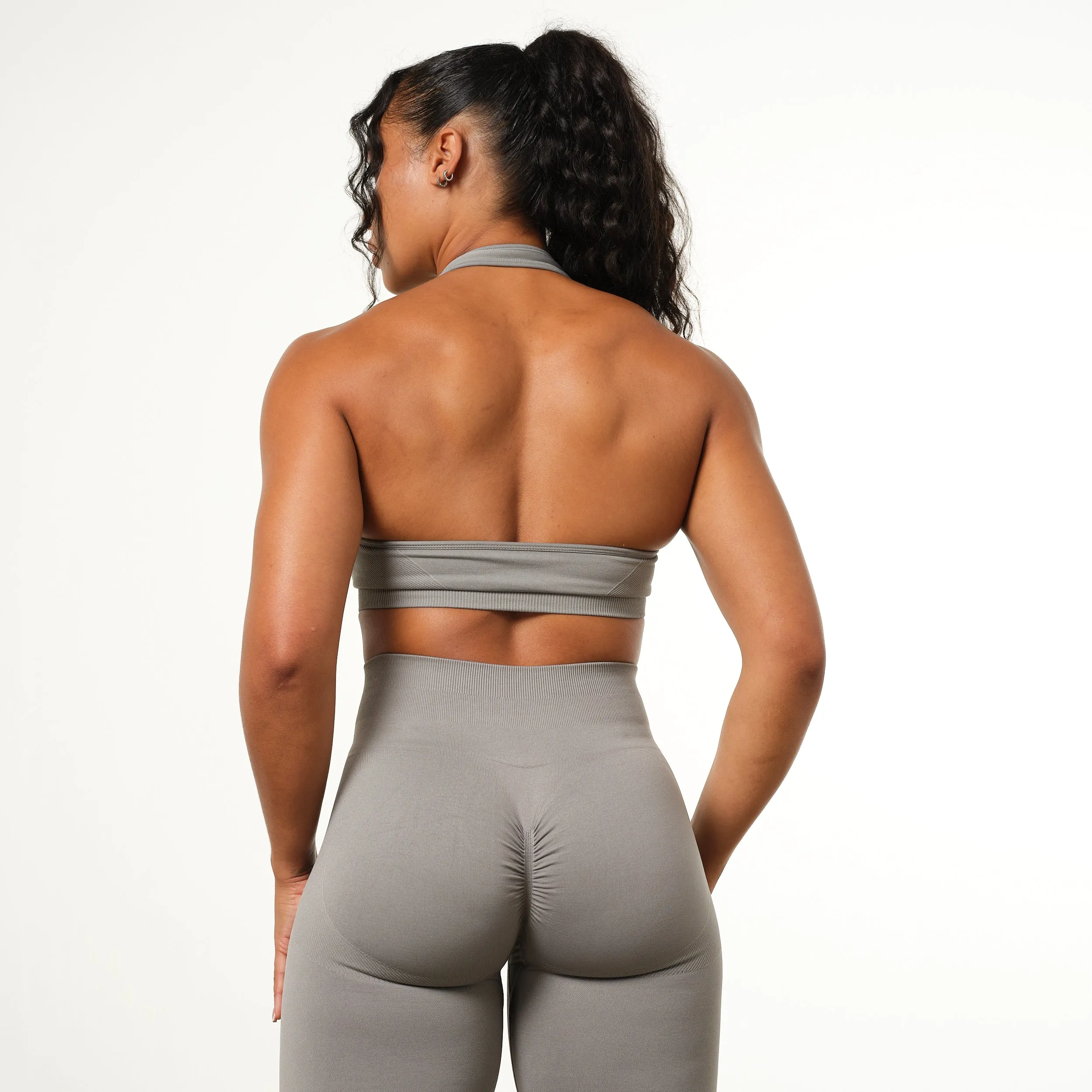 Anti-chafe Vanquish Elevate Seamless Smoke Grey Halter Neck Bra