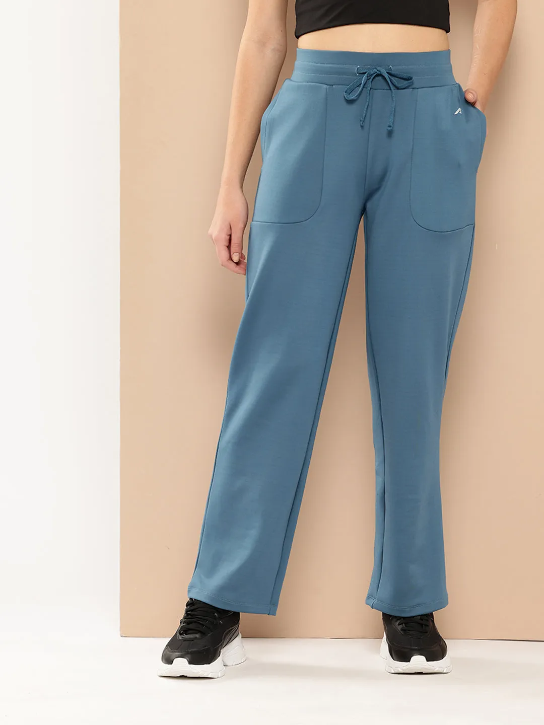 Soft Interior StretchFabric Urban Active Flare Pants
