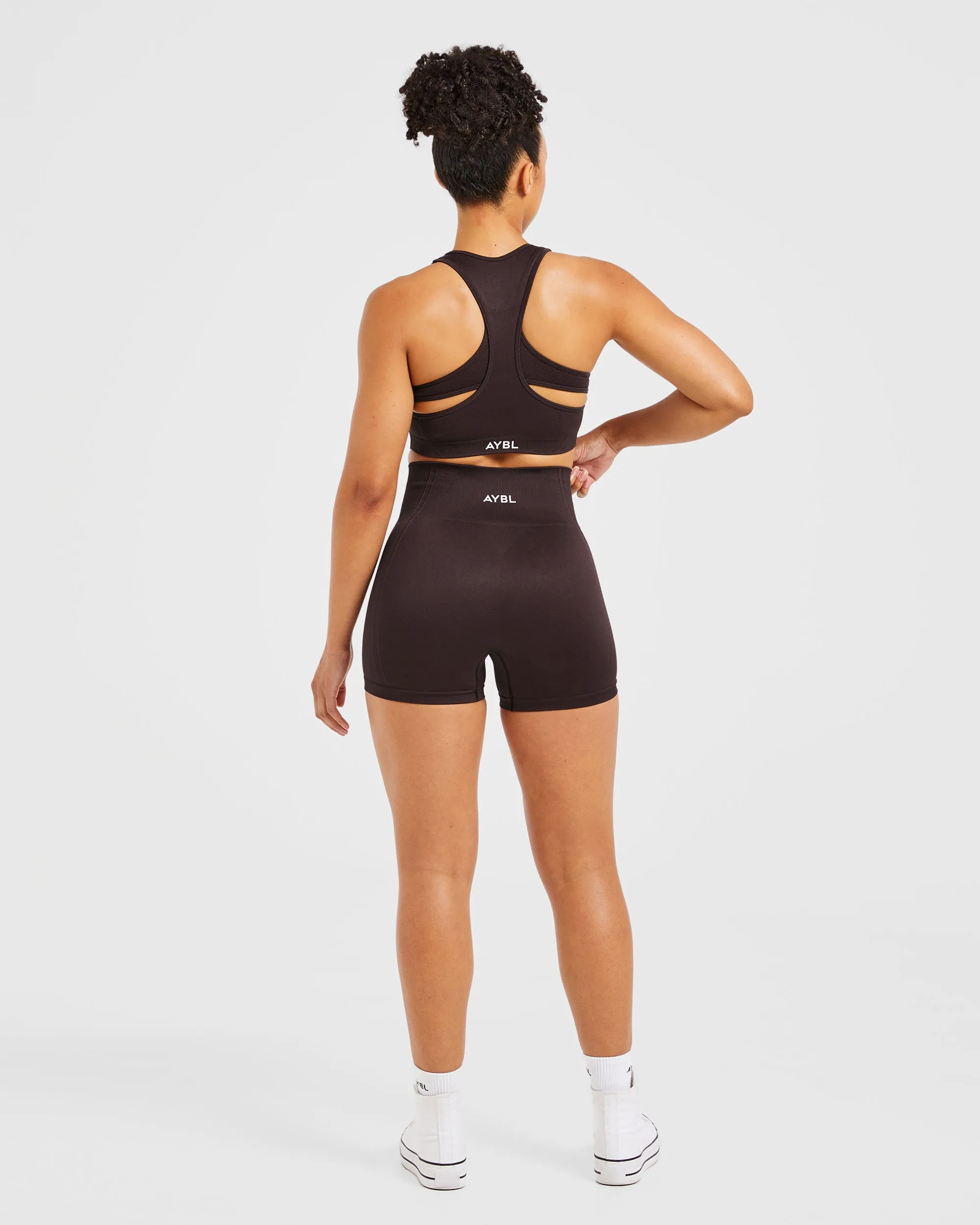 Triple stitching seams Balance V3 Seamless Sports Bra - Dark Brown