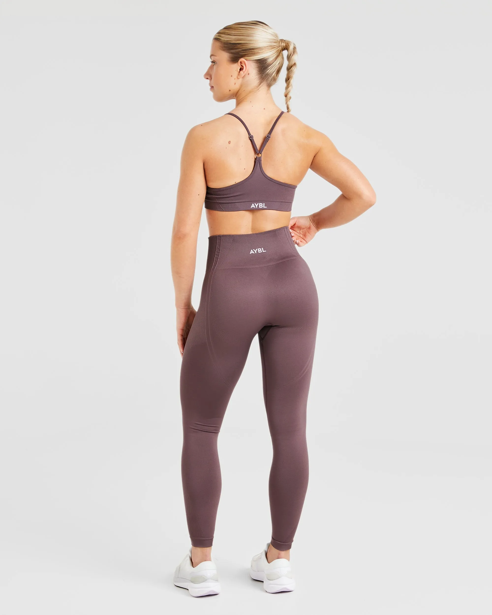 Balance V3 Seamless Strappy Sports Bra - Coffee Bean Wireless