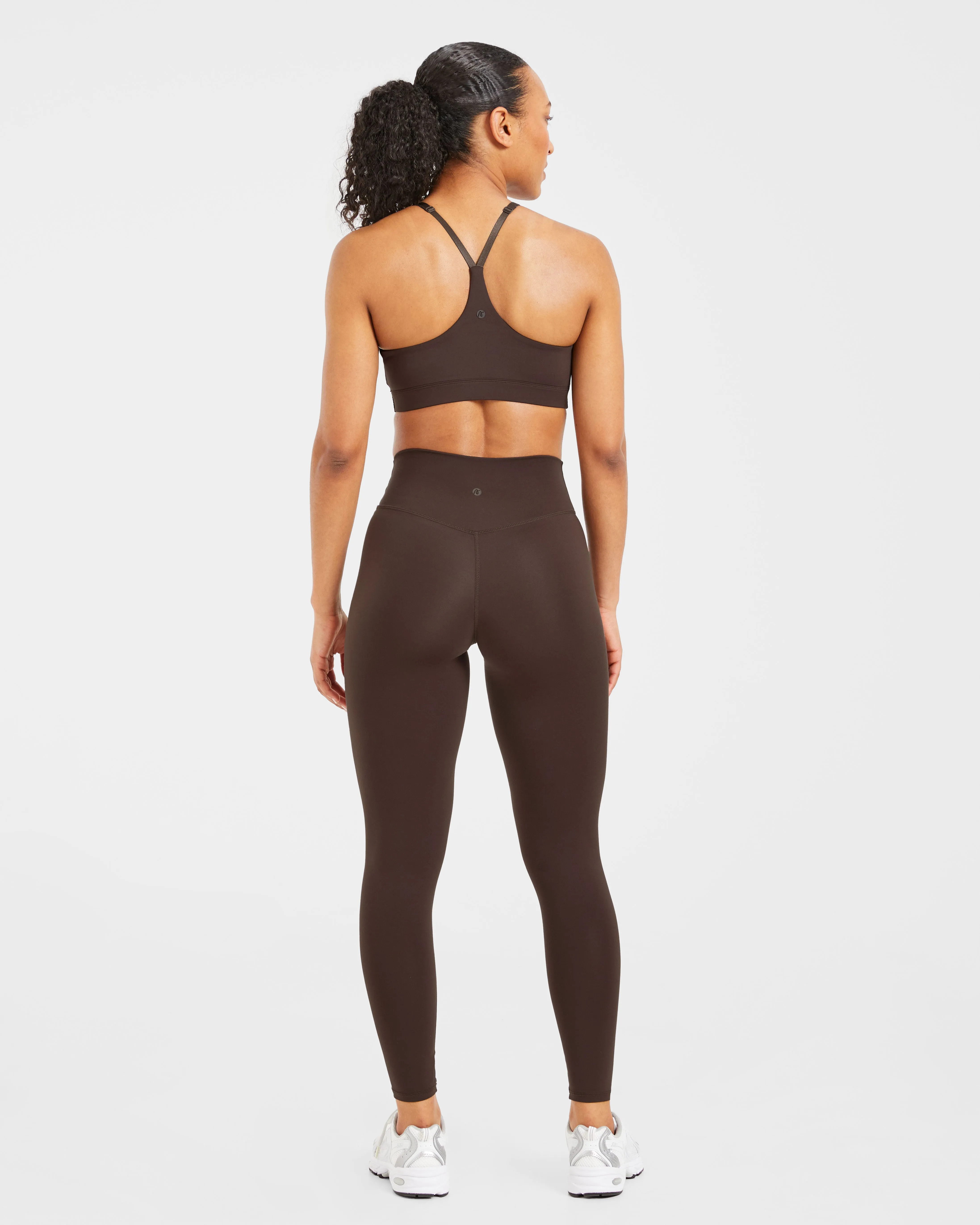 Versatile Closure Easy Closure Staple Sports Bra - Coffee Brown