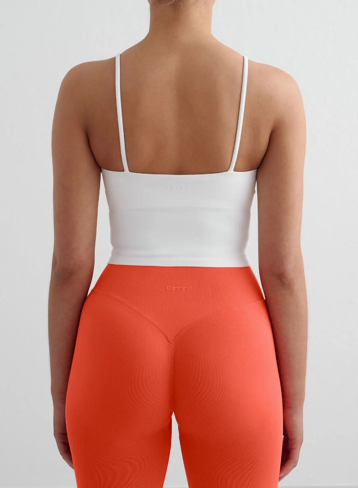 White Shape Seamless Strap Singlet Air Fresh High Neckline