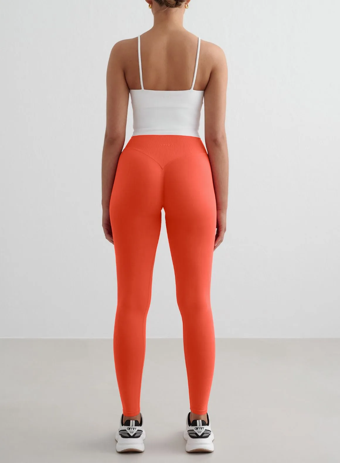 Cross Back White Shape Seamless Strap Singlet