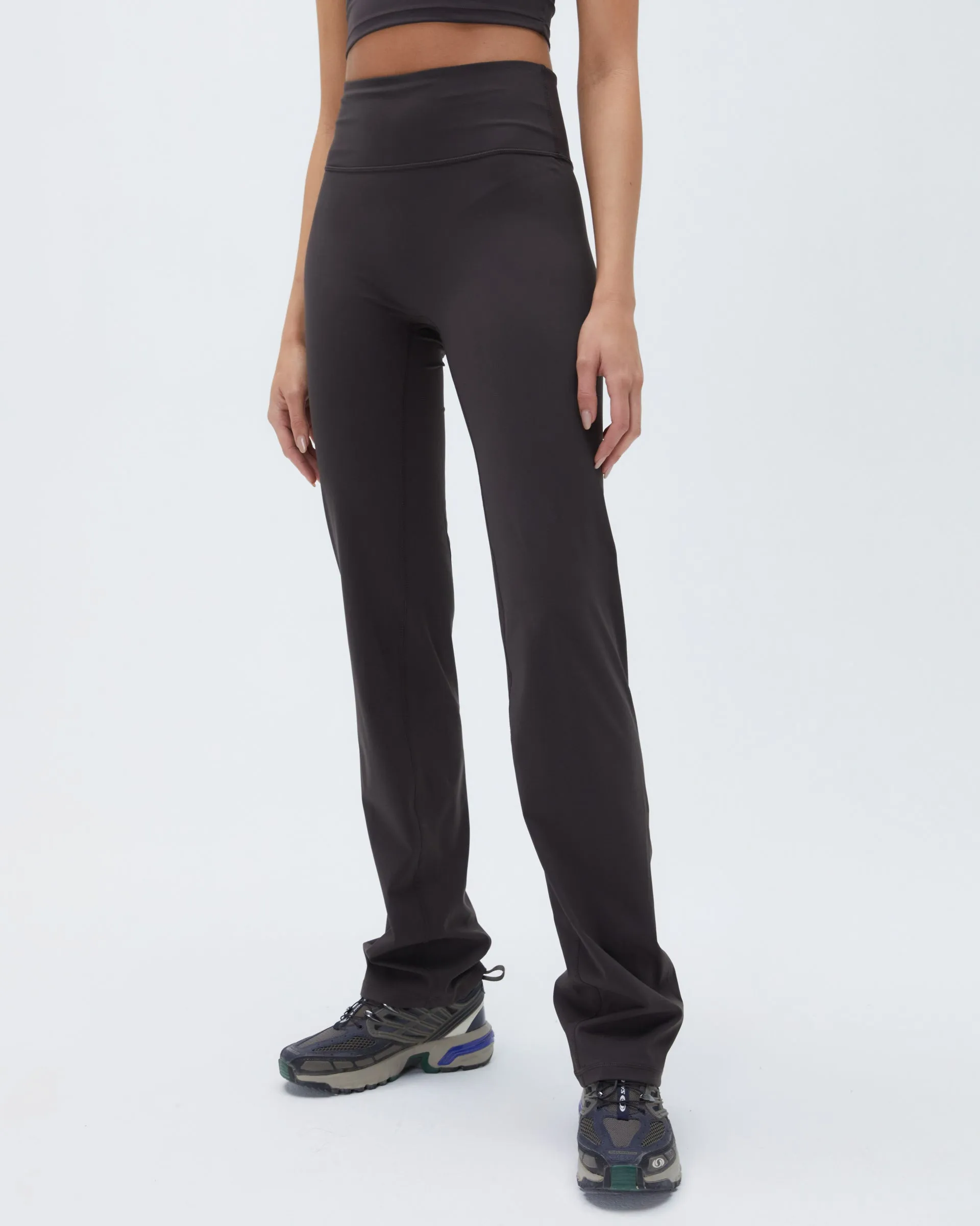 Yoga Pant - Coffee Bean Quick Release Moisture Management Wrinkle Resistant Pro Athlete