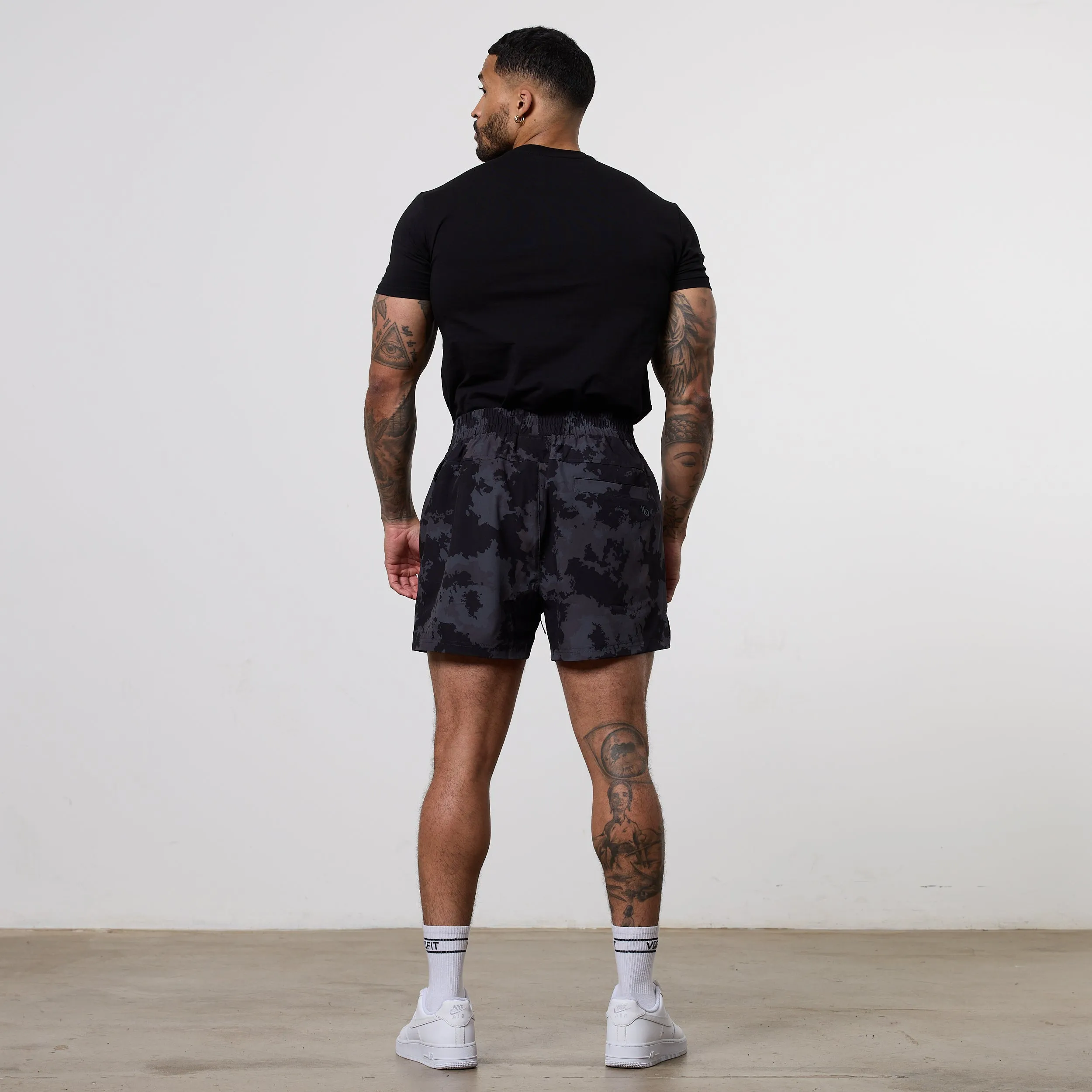 Vanquish Utility Black Camo 4" Shorts Versatile Layering Capability