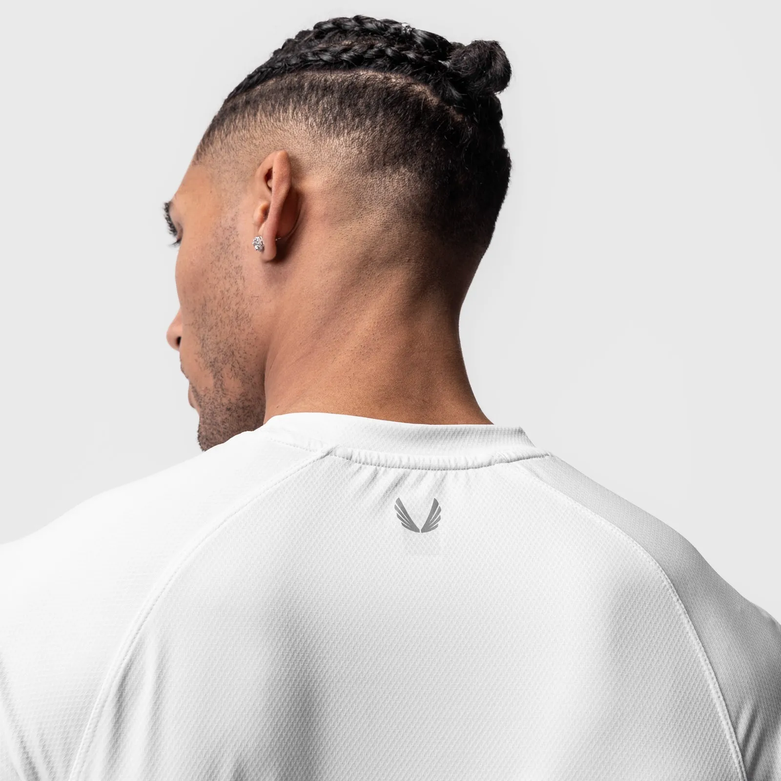 High Durability Weave 0918. AeroSilver? Fitted Tee - White