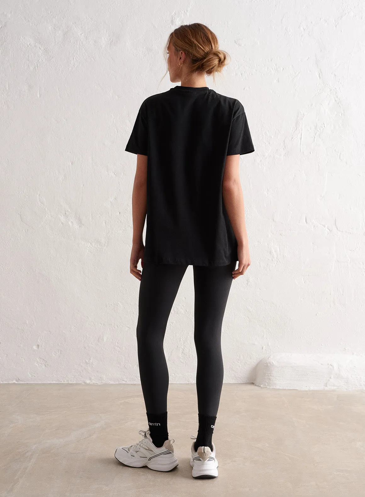 Seamless Edging Black Boyfriend T-shirt