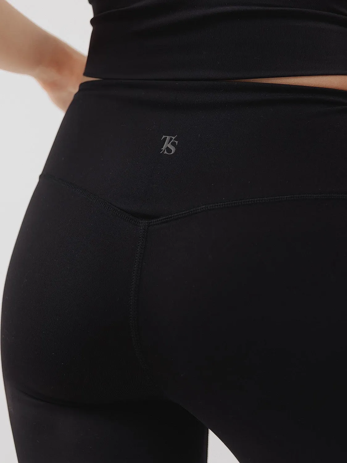 Flared Taylor Tight In Black Silky feel Durable Feel