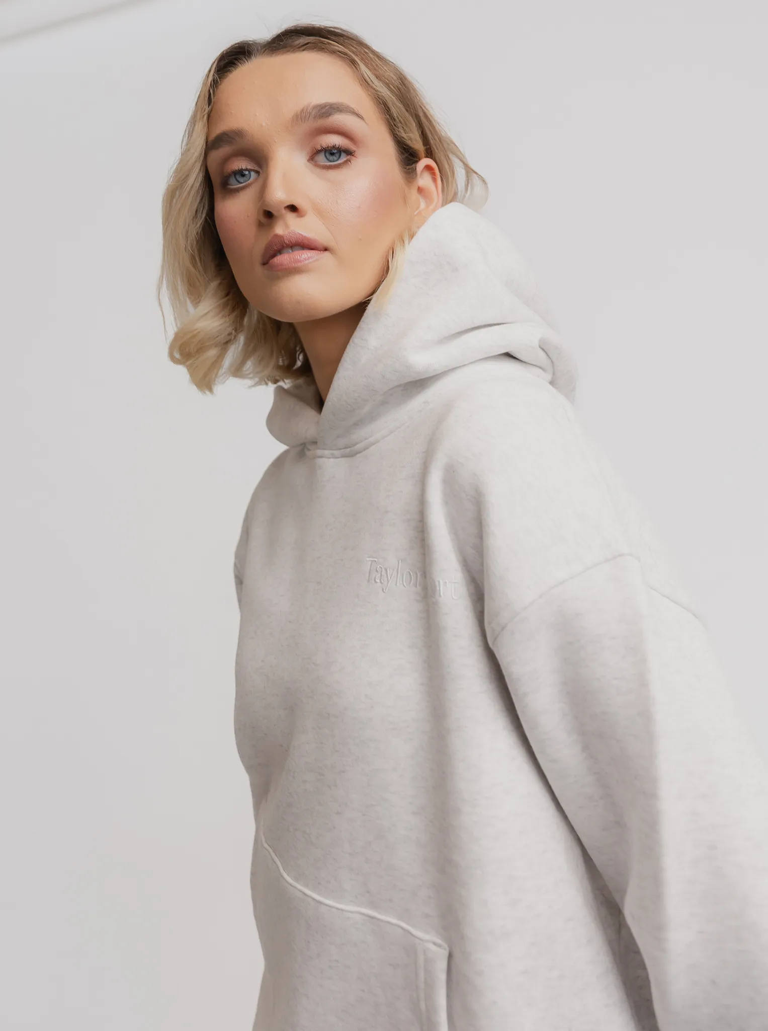 Heritage Hoodie In Snow Marle Trend Sense